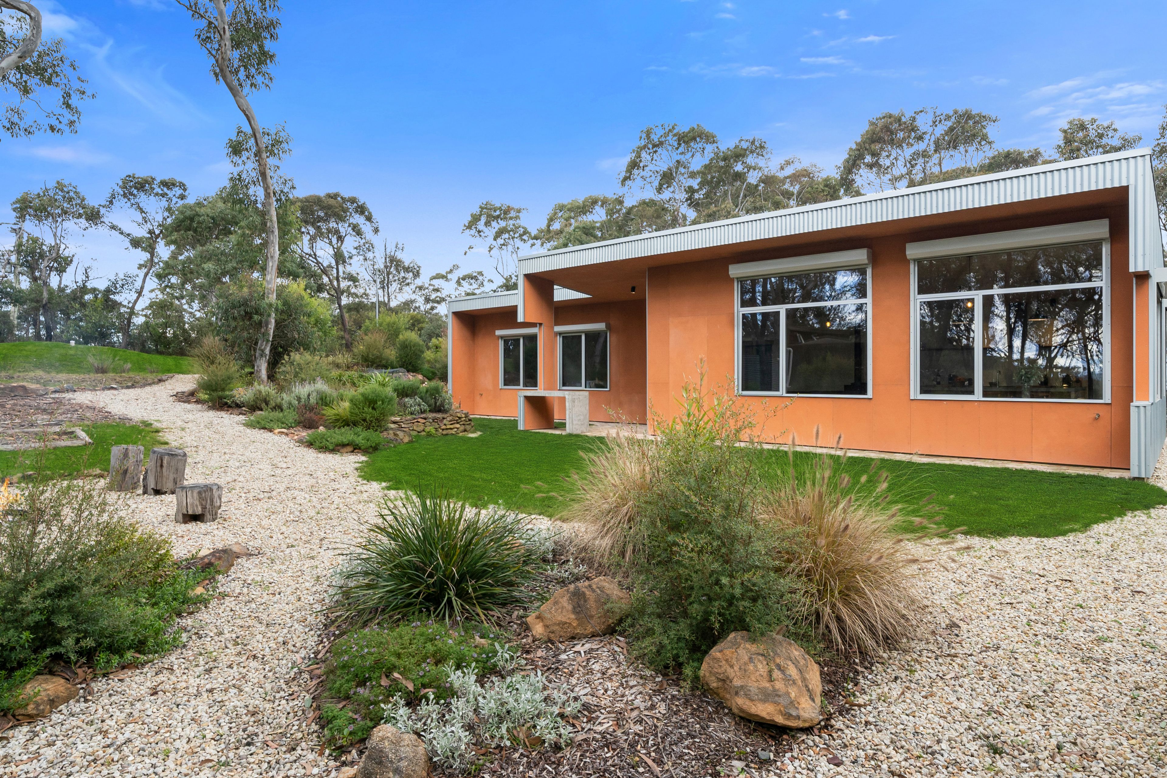 56 St Georges Parade, Mount Victoria, NSW 2786