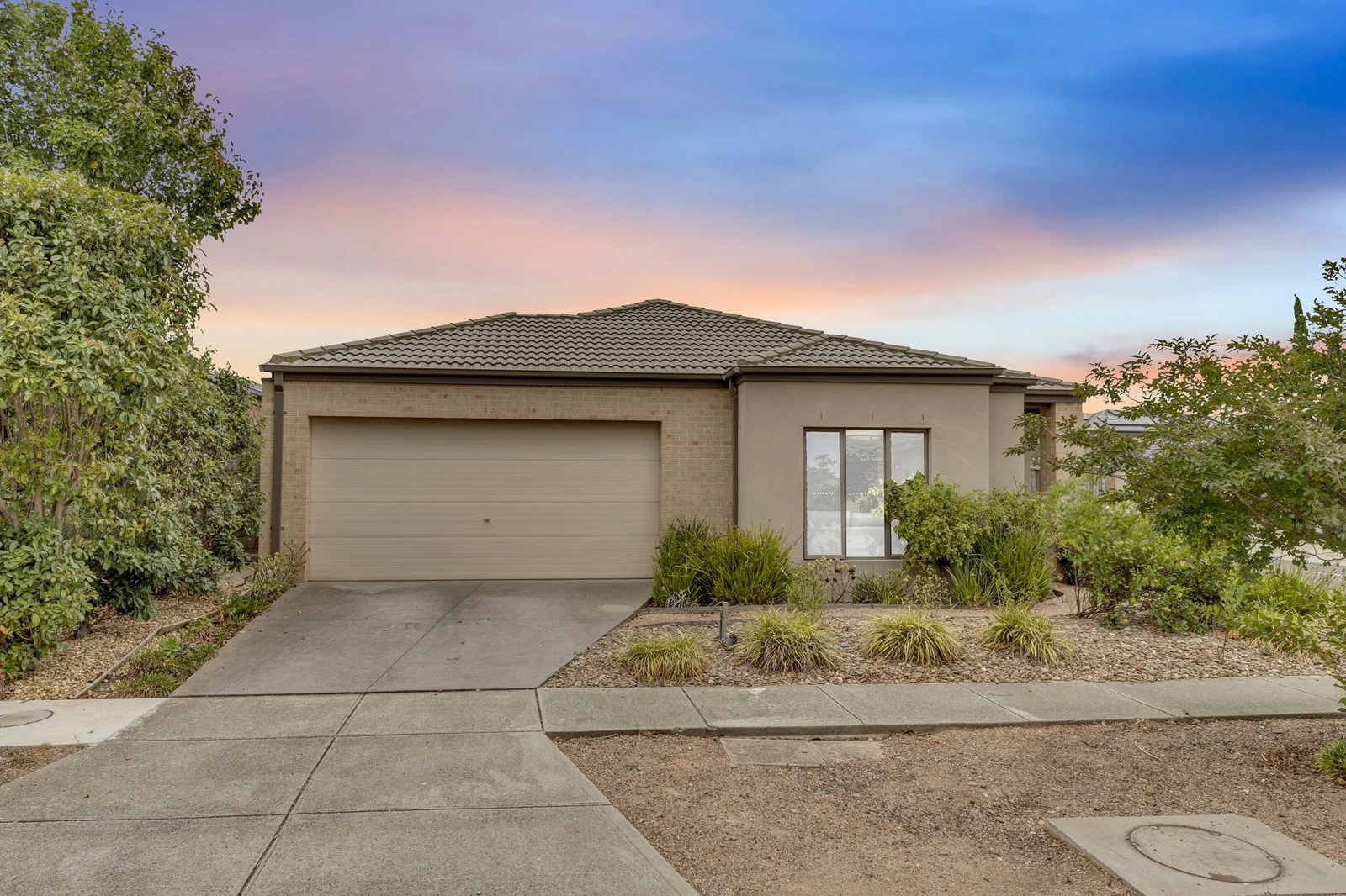 14 Tropic Circuit, Point Cook, VIC 3030