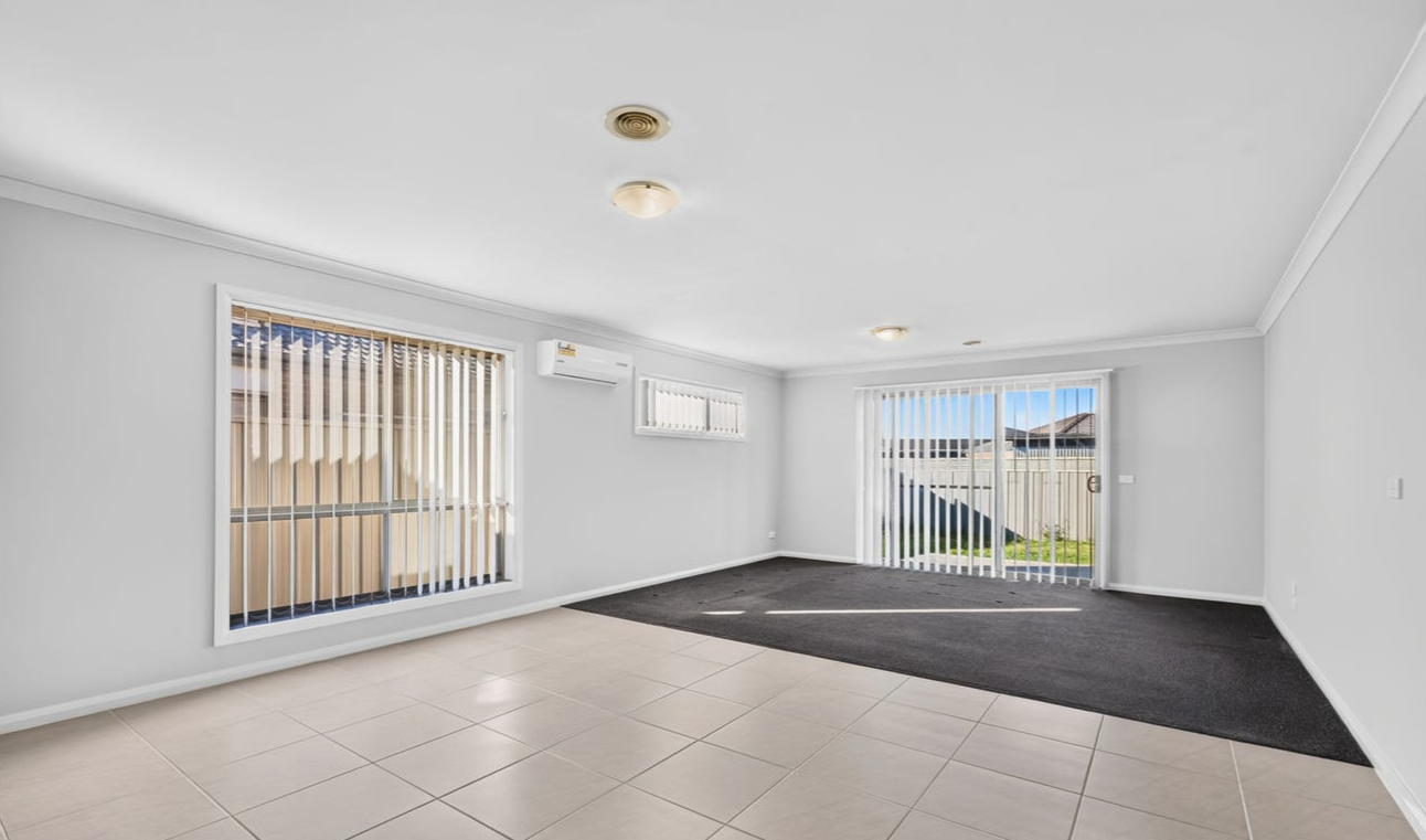 7 Nassella Close — photo 4 of 13