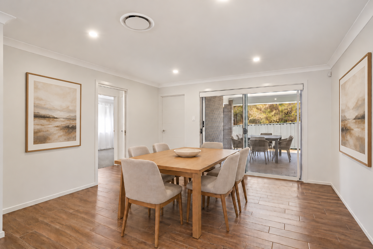 24 Nattai Crescent — photo 4 of 9