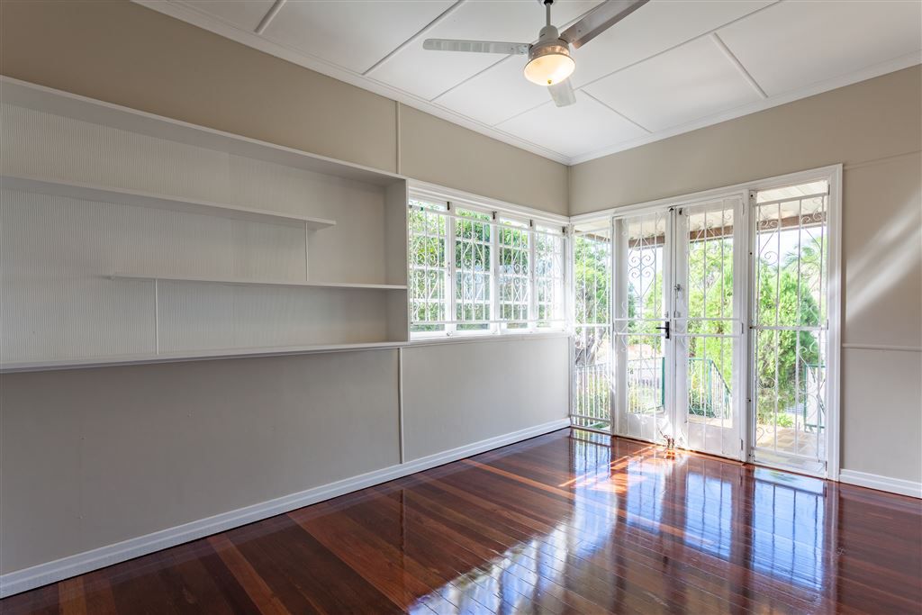16 Barrymore Street — photo 7 of 16