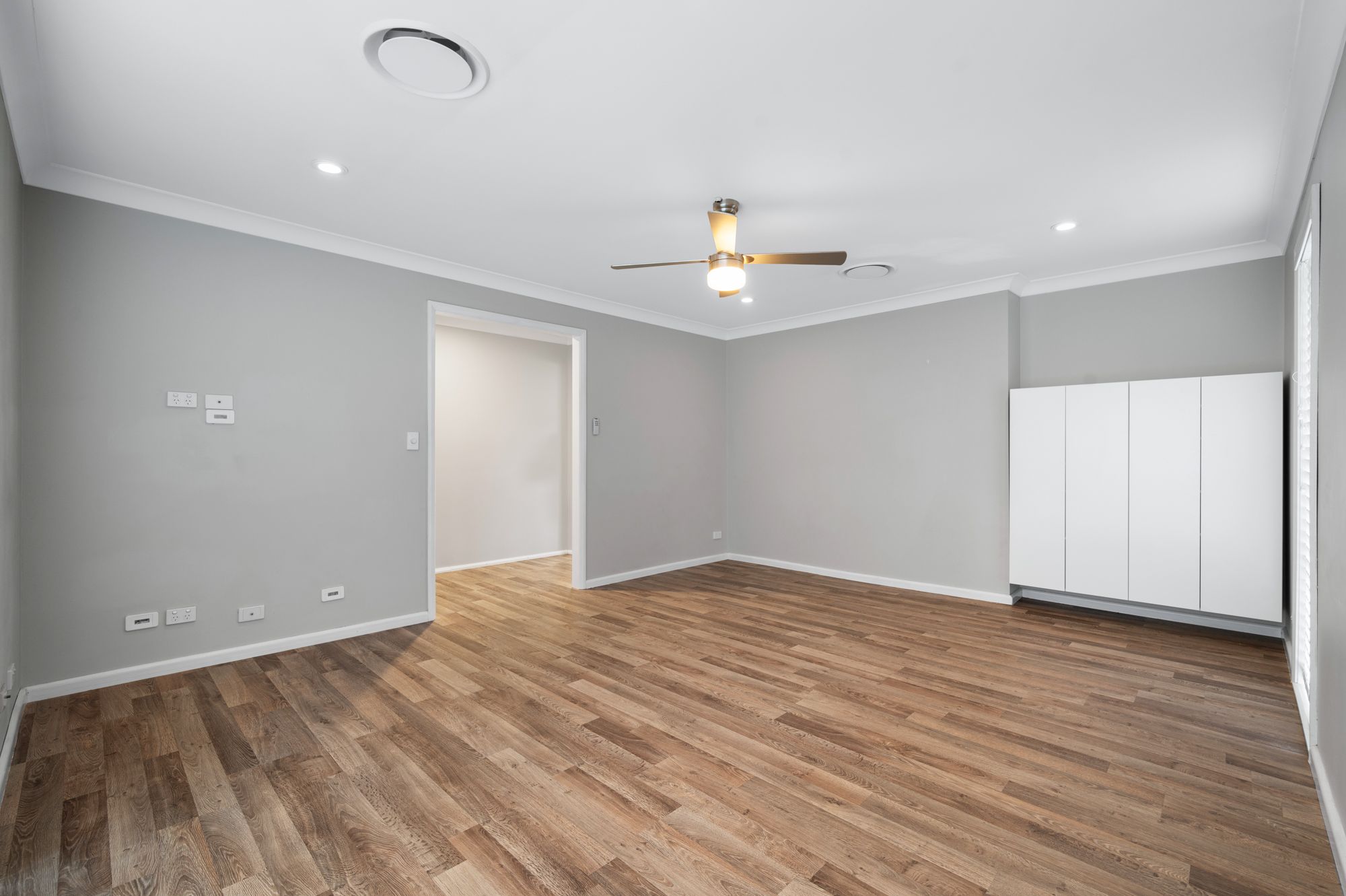 73 Warburton Crescent, Werrington County, NSW 2747