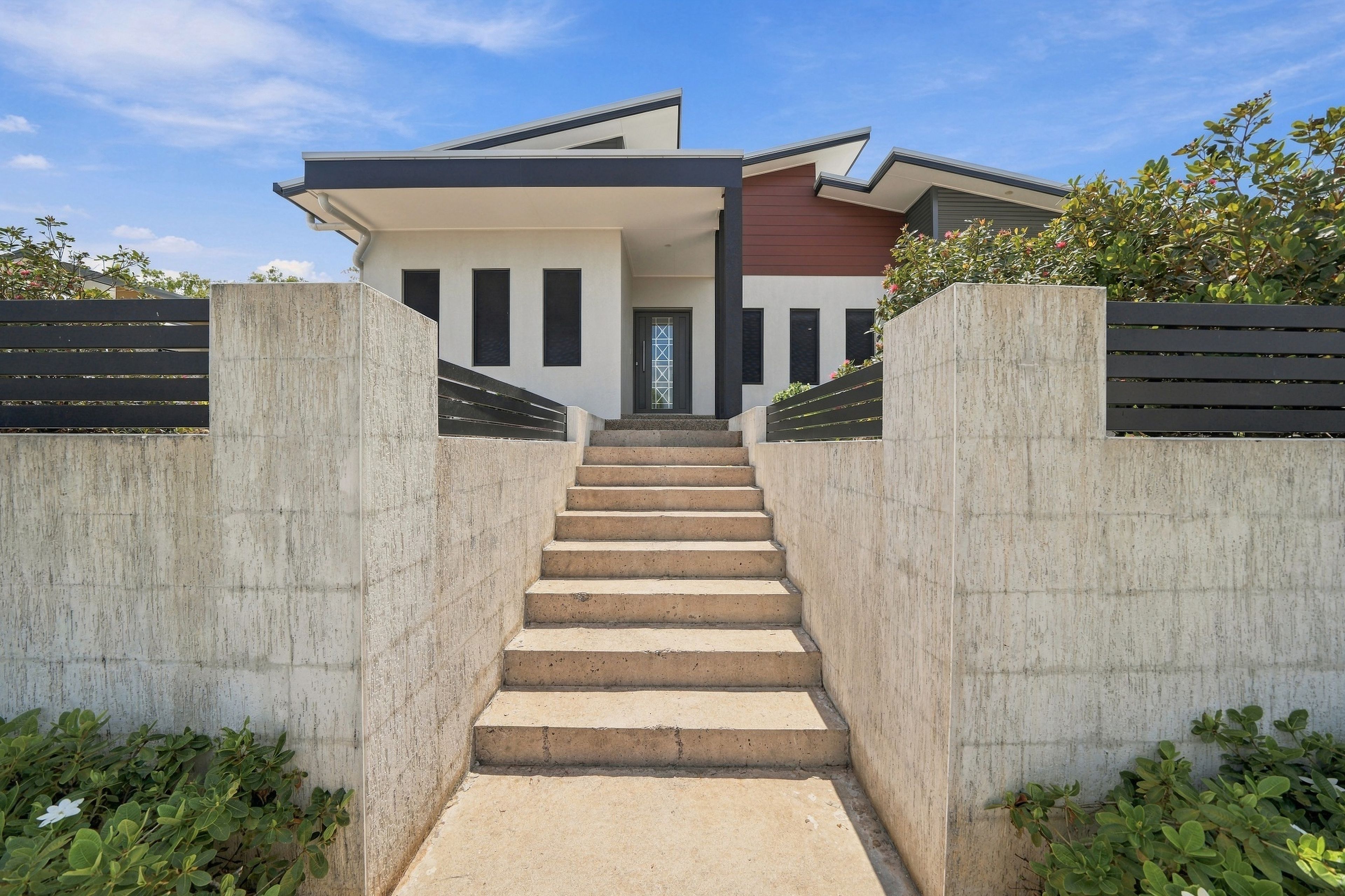 8 Bullita Street, Durack, NT 0830