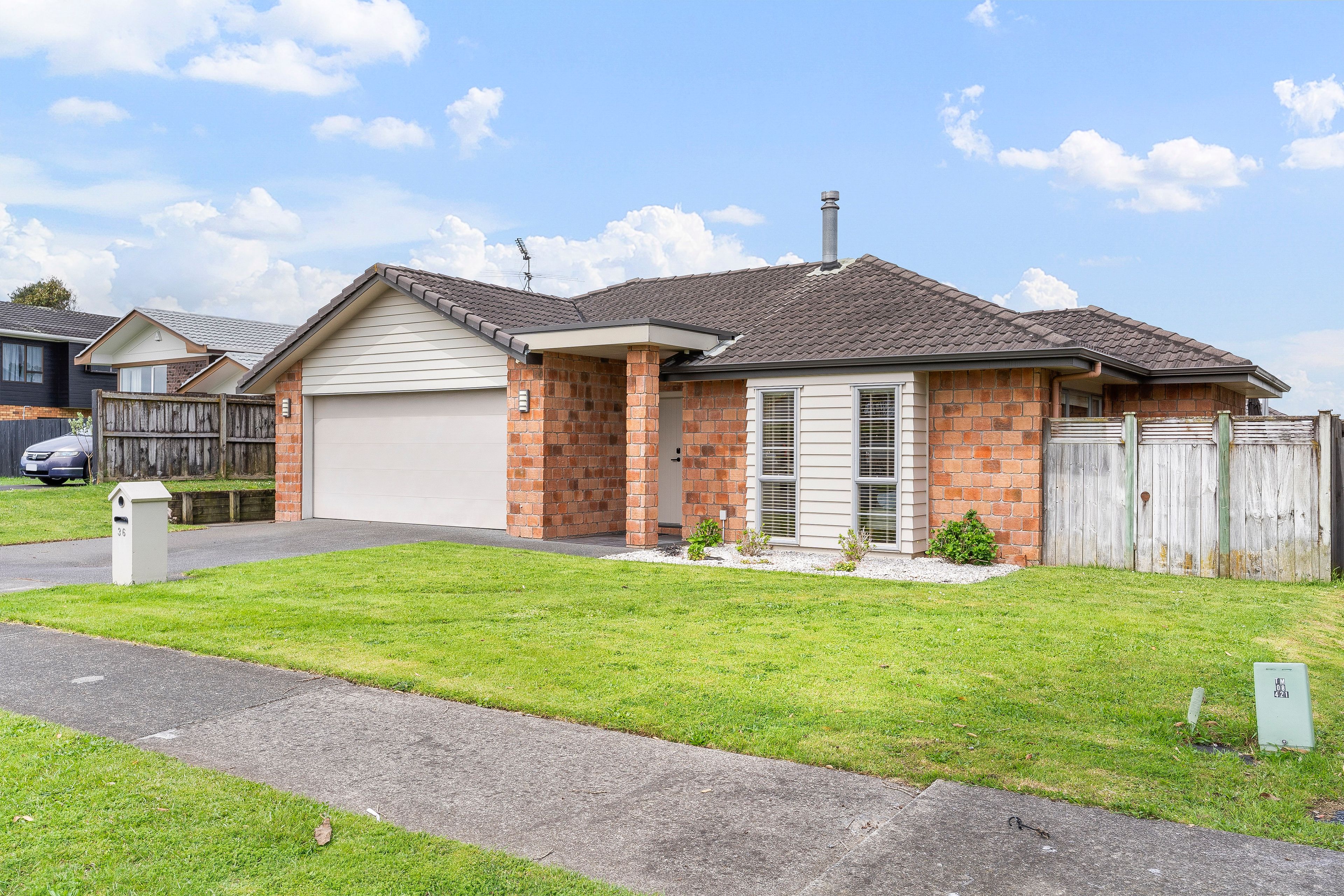 36 Hadley Wood Drive, Wattle Downs, Manukau City