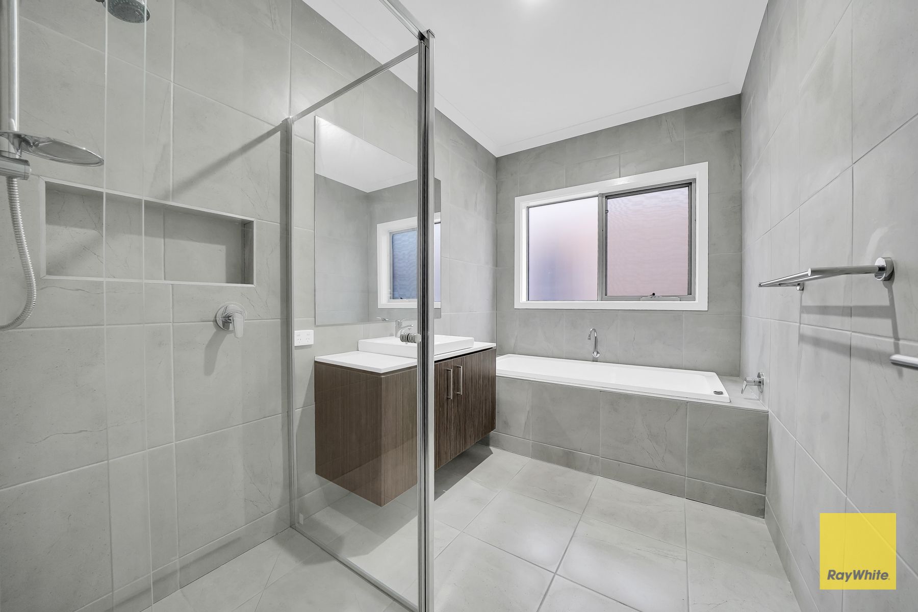 41 Gardenvale Avenue — photo 14 of 19