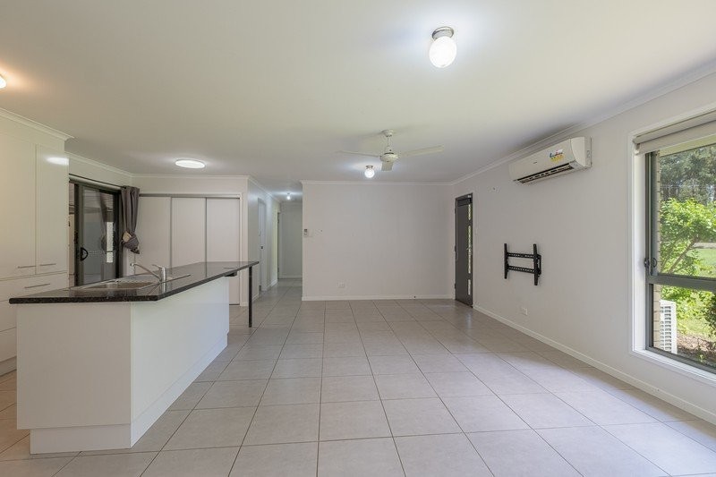 84 Arborfifteen Road, Glenwood, QLD 4570