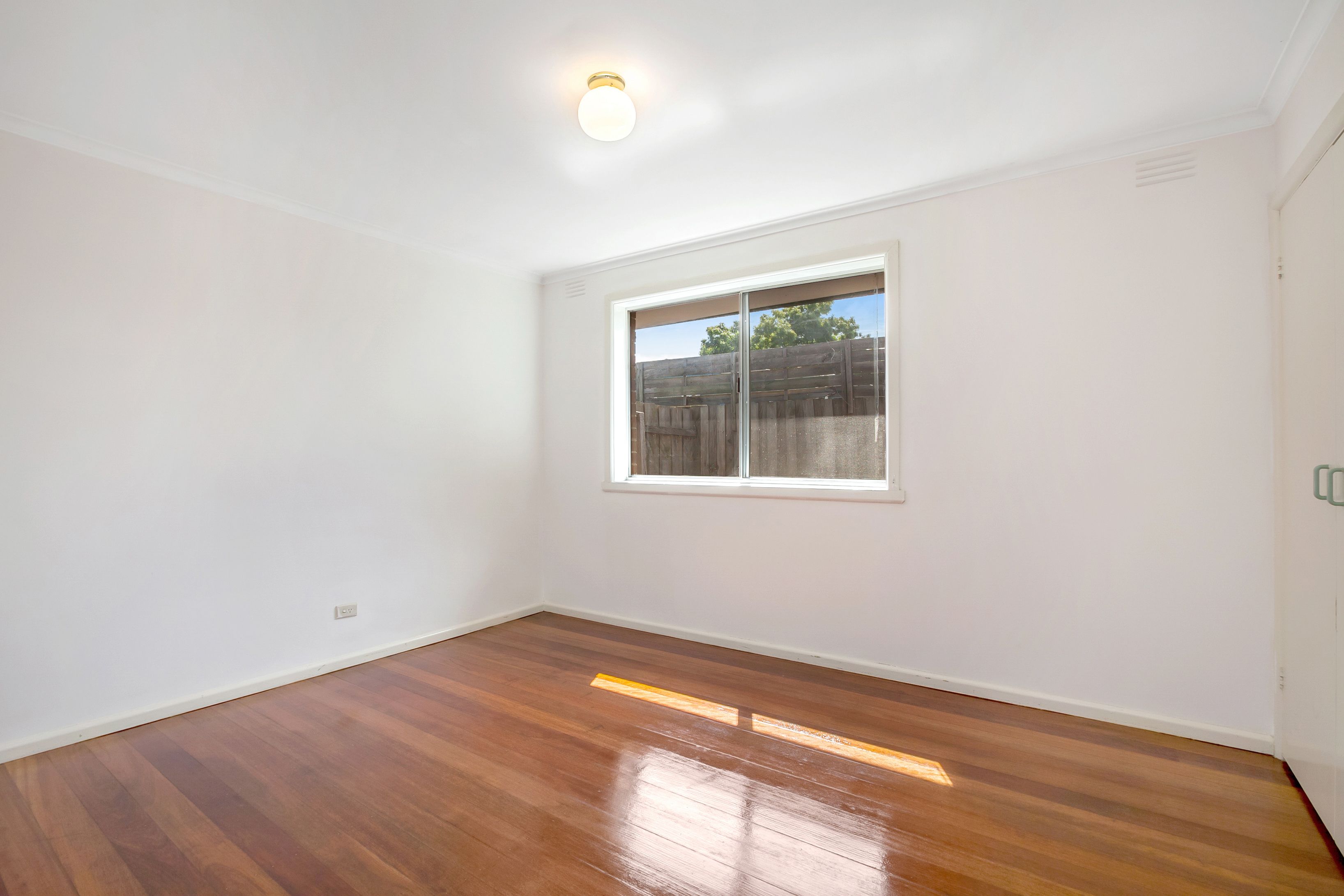 4/11 Johnson Street, Reservoir, VIC 3073