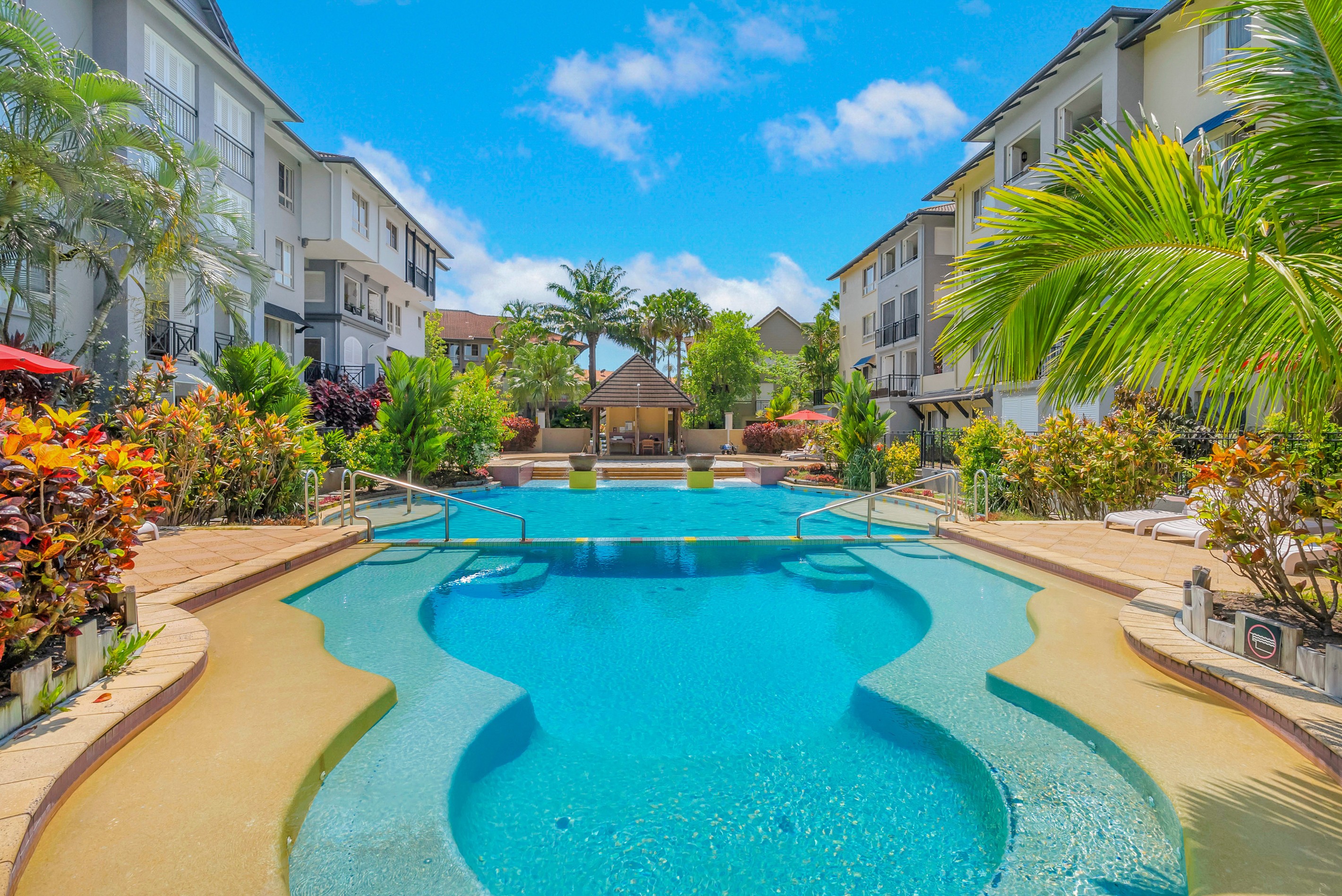 1620/2-10 Greenslopes Street, Cairns North, QLD 4870