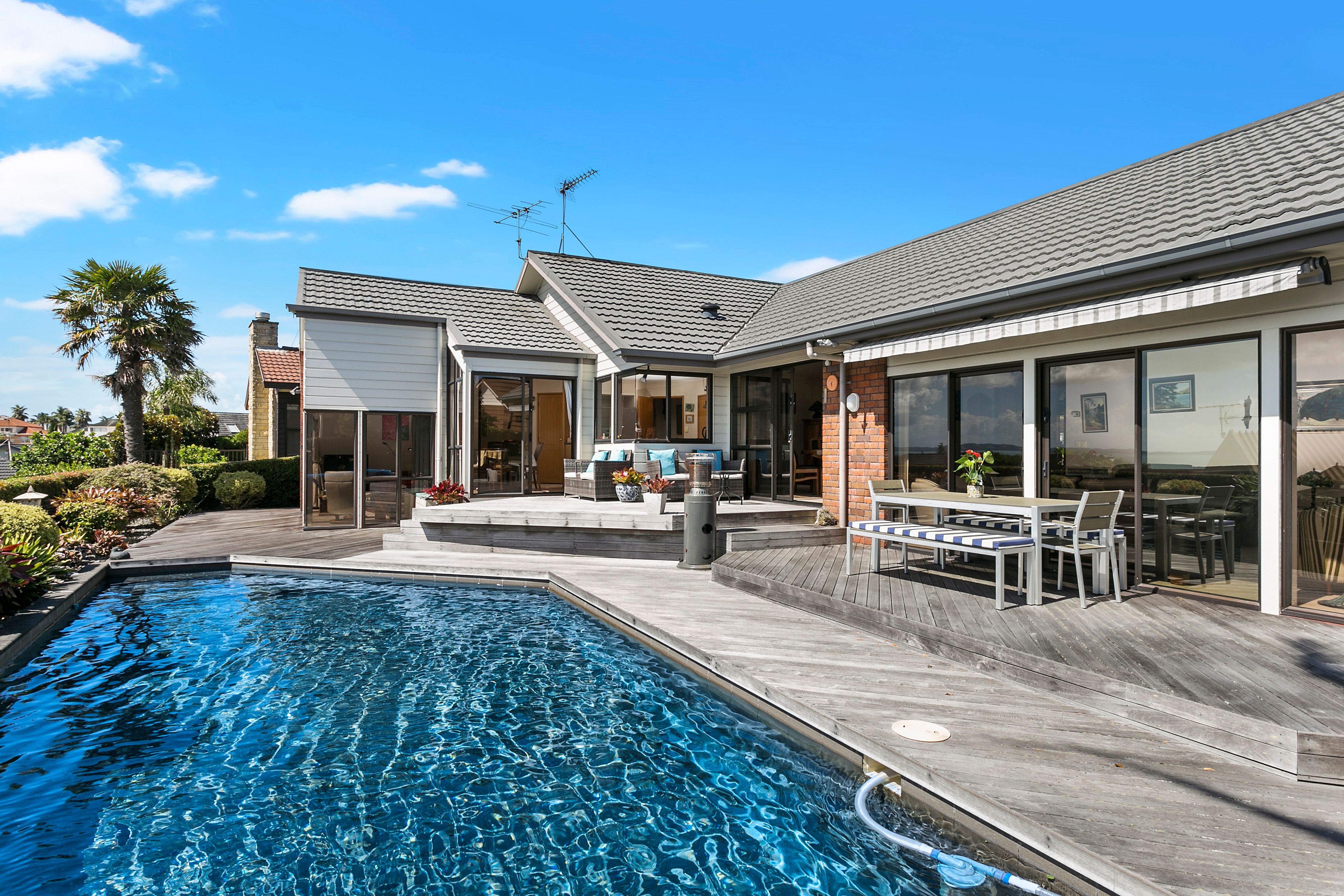 60 Oliver Road, Bucklands Beach, Manukau City