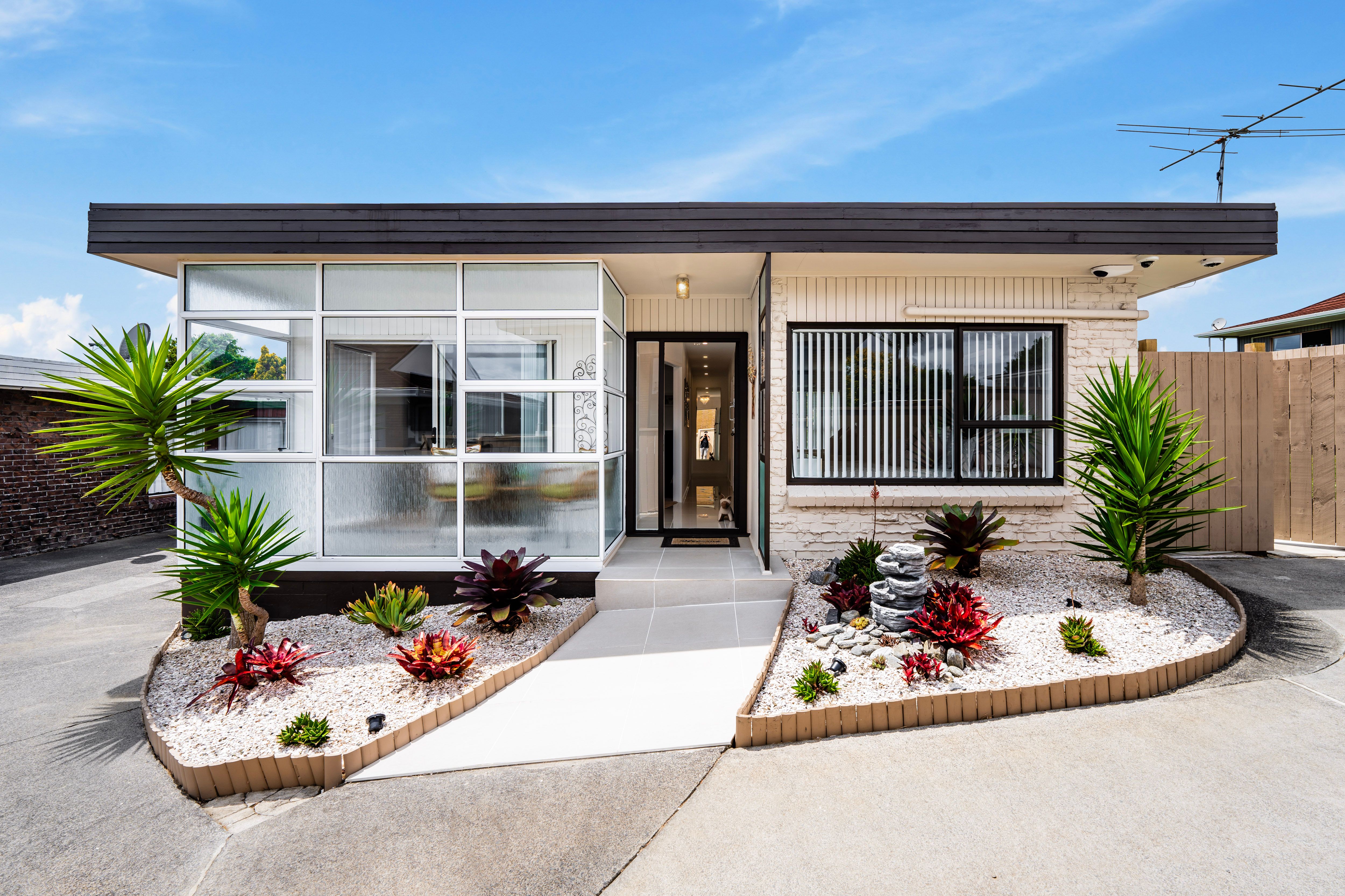 2/172 Fisher Parade, Farm Cove, Manukau City