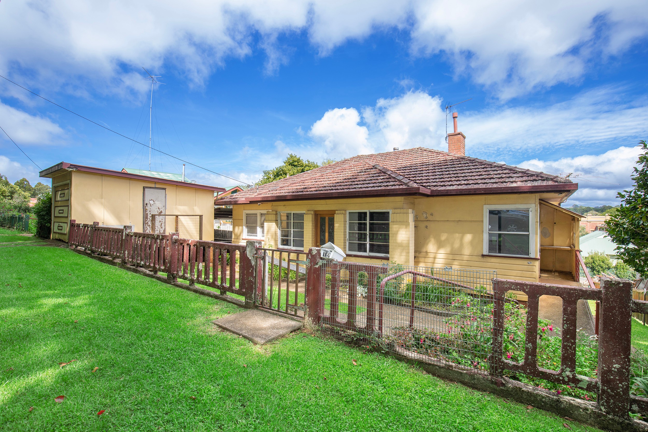 19 Myrtle Street, Dorrigo, NSW 2453