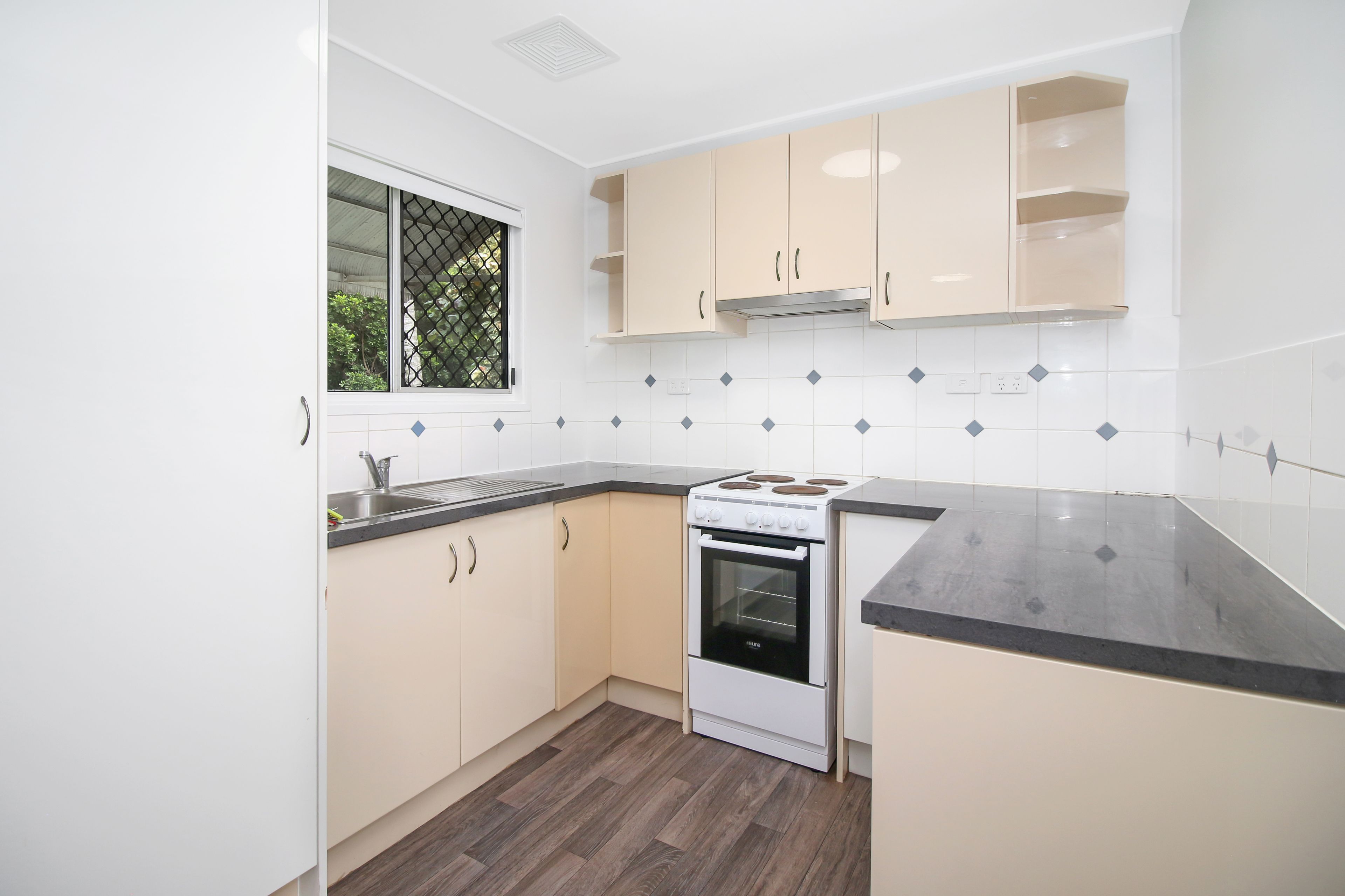 14 Linden Crescent, Wulguru, QLD 4811