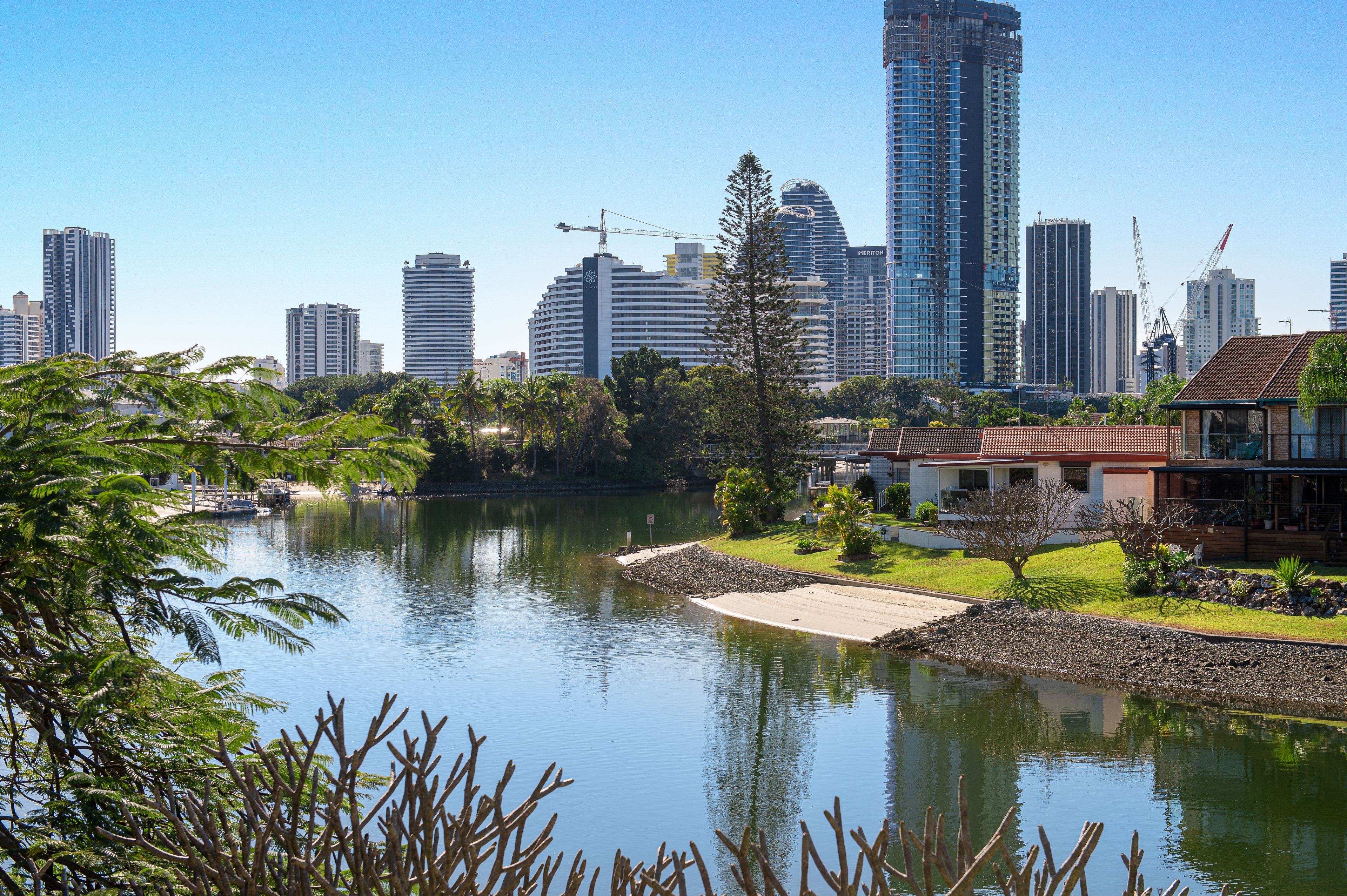 3/47 Hooker Boulevard, Broadbeach Waters, QLD 4218