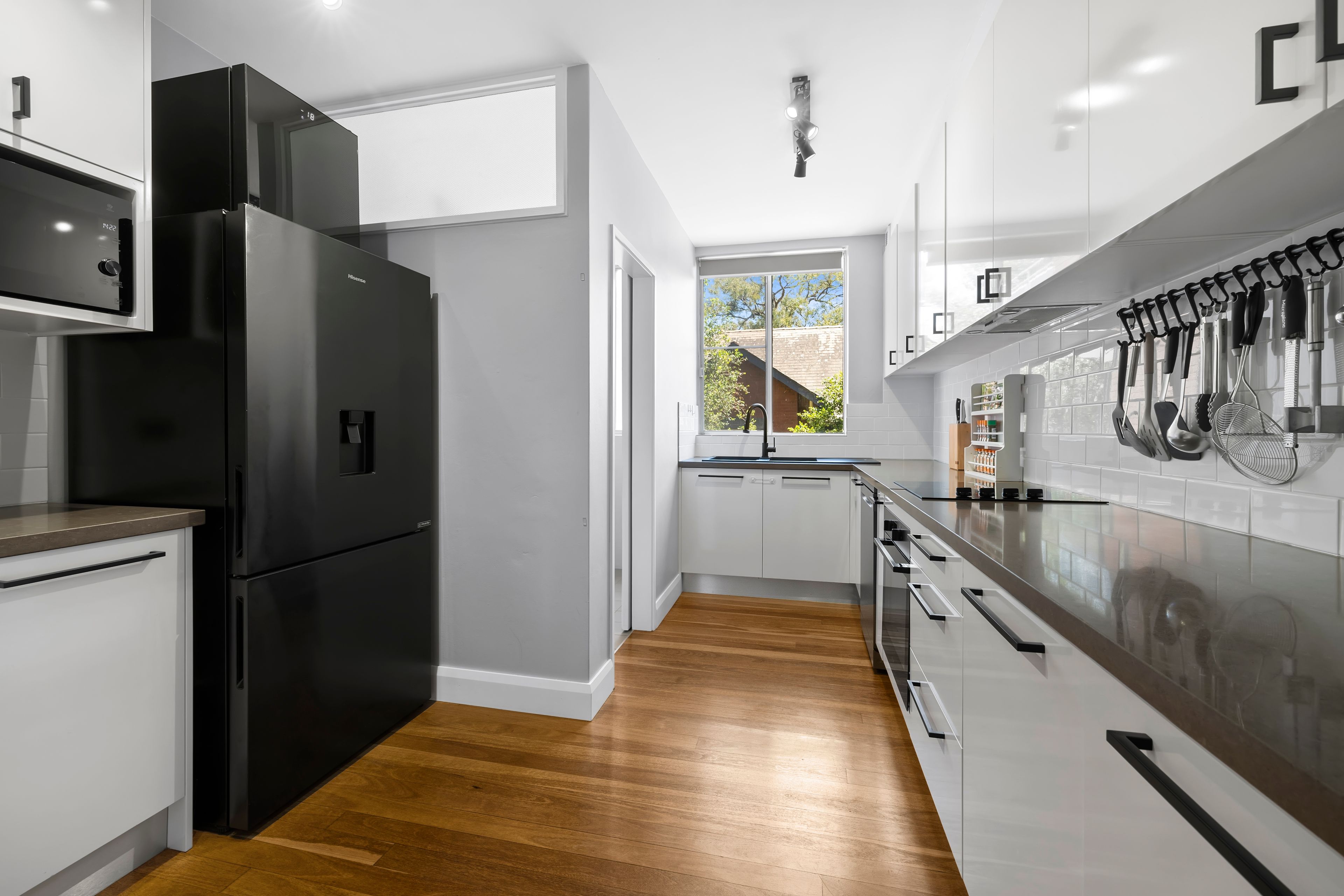 3/64-66 Lyons Road — photo 5 of 11