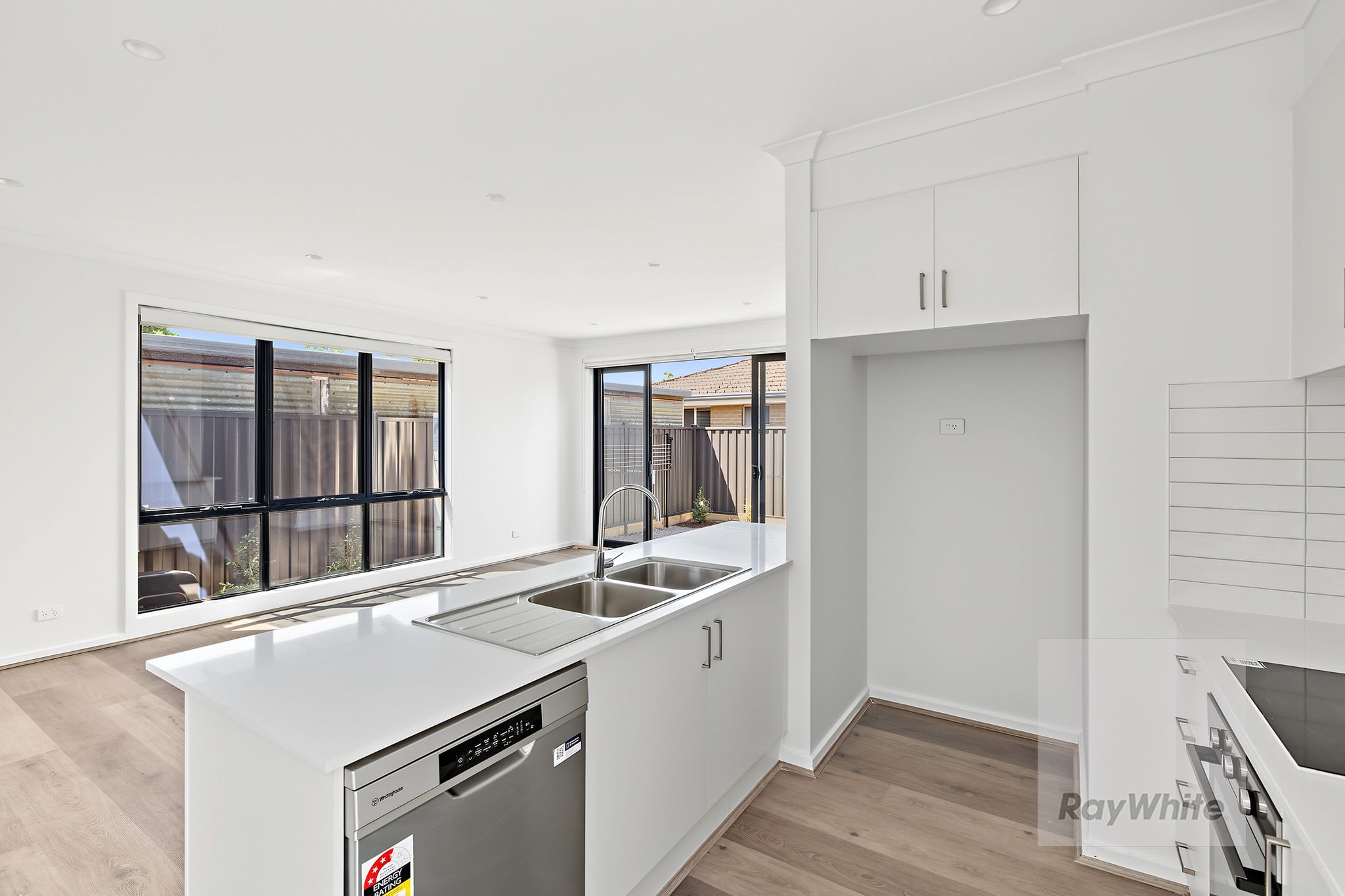 60 David Crescent — photo 6 of 18