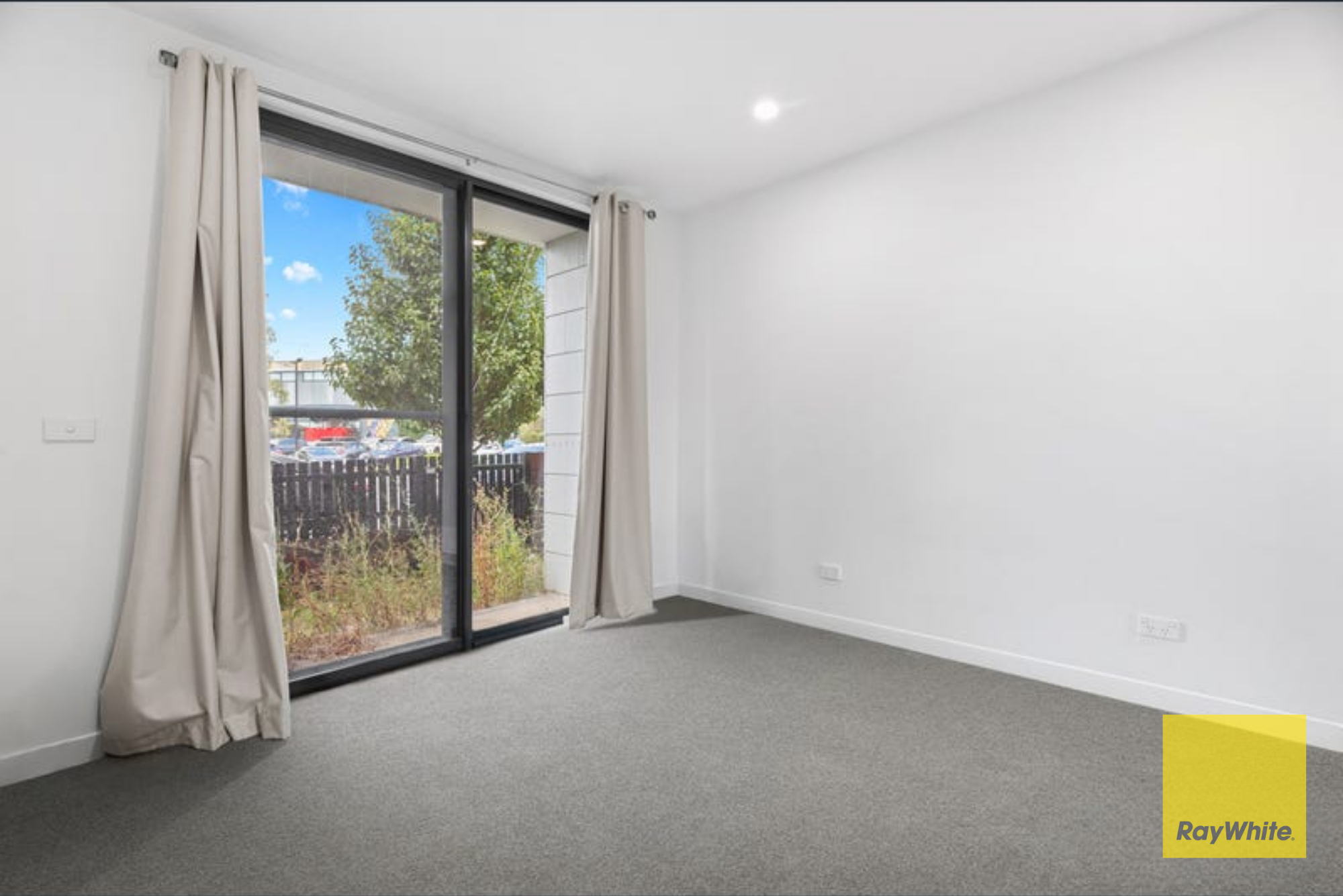 28 Glasson Place, Point Cook, VIC 3030