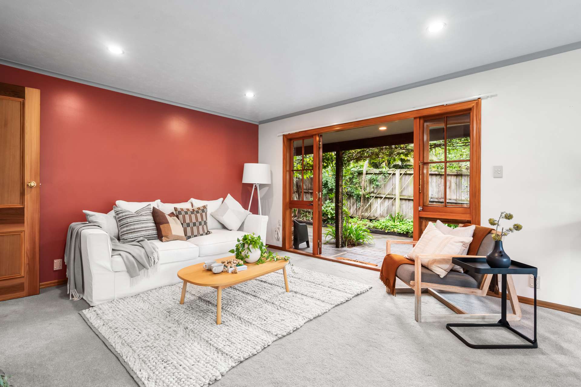 34d Dryden Street photo 5