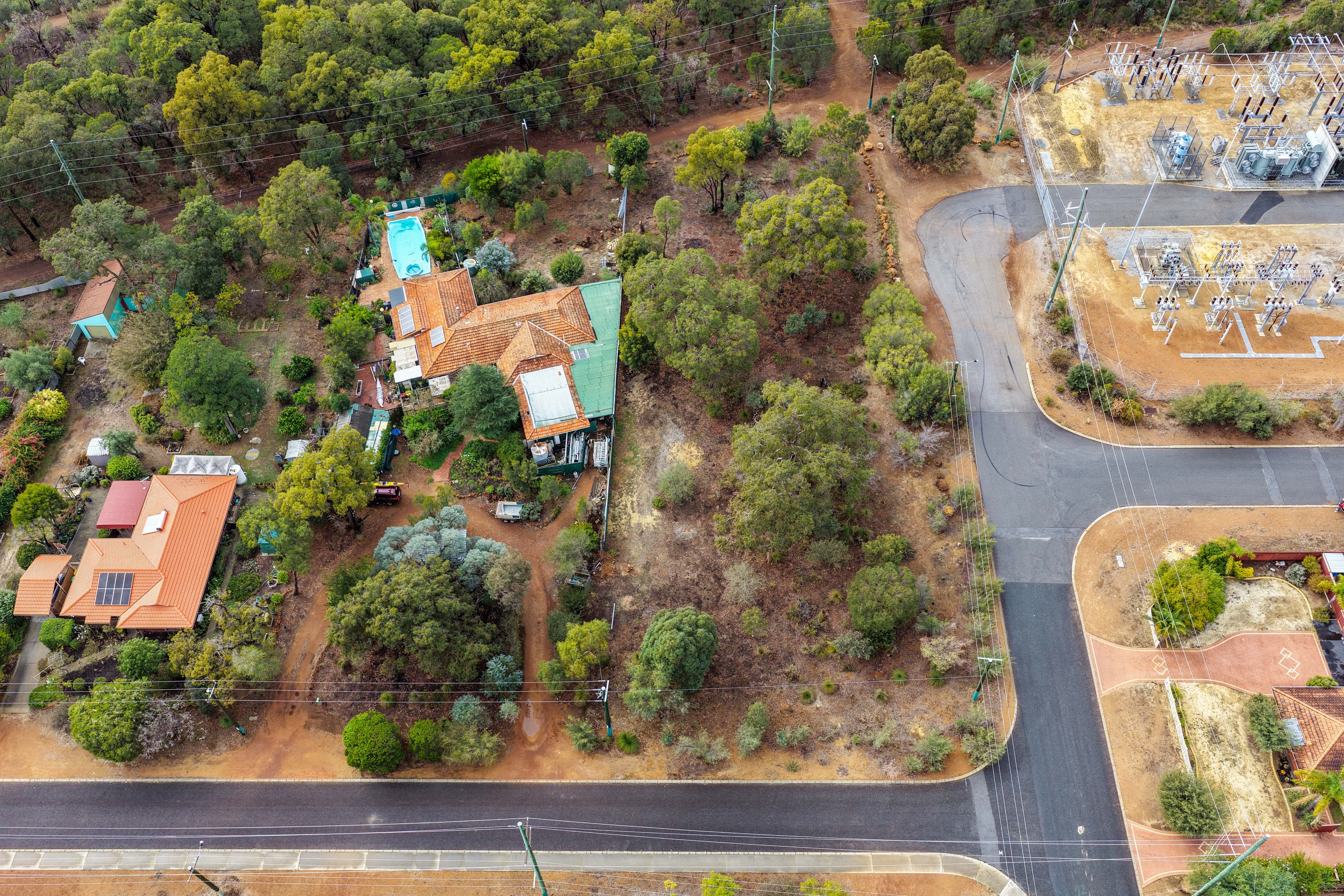 22 Guppy Road, Kalamunda, WA 6076