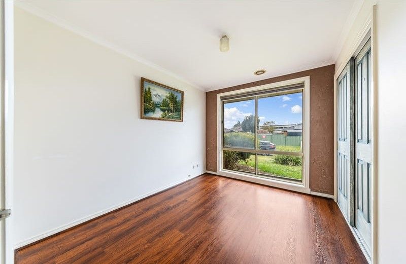 62 Raisell Road — photo 9 of 17