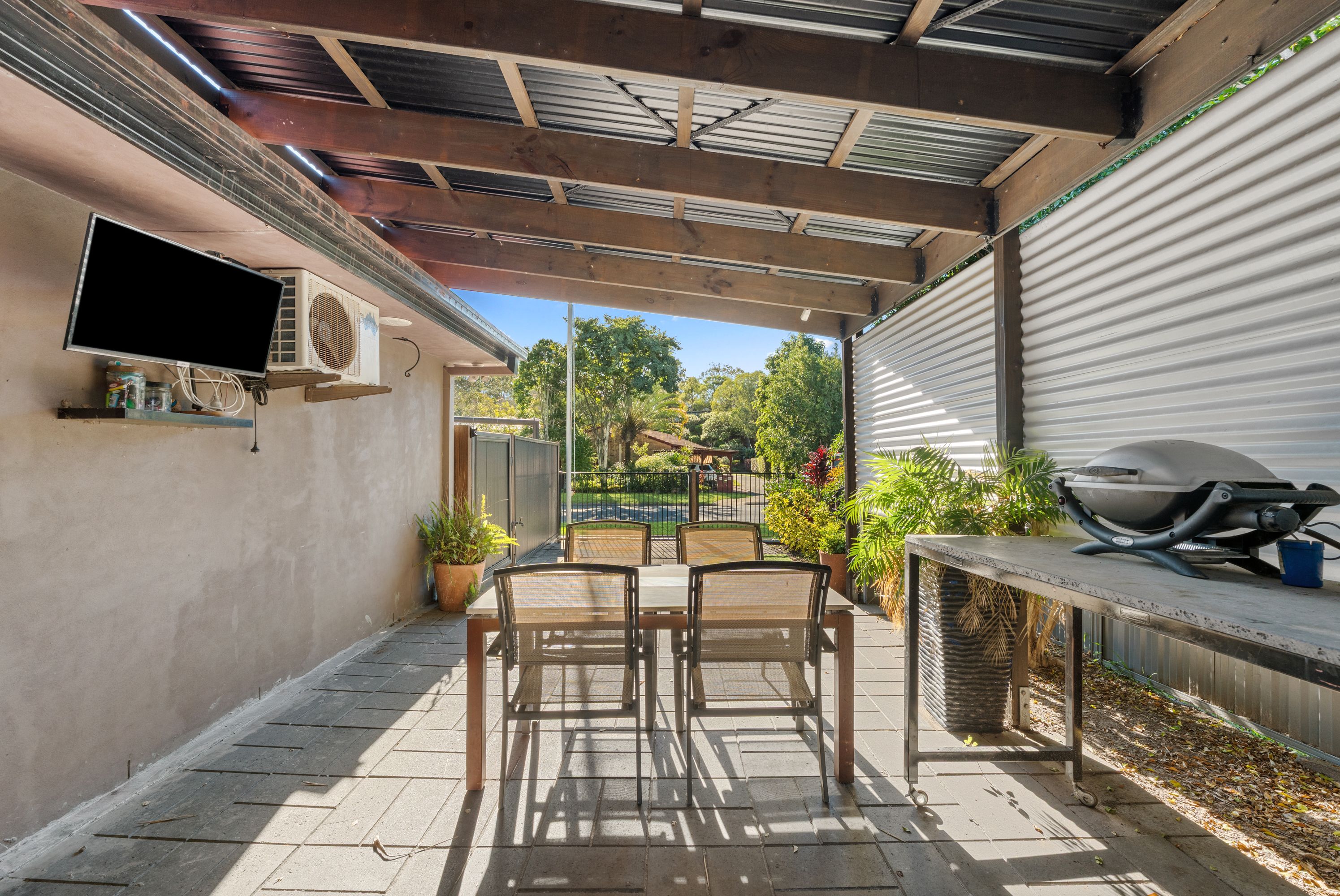 2/5 Inchcape Court — photo 14 of 23