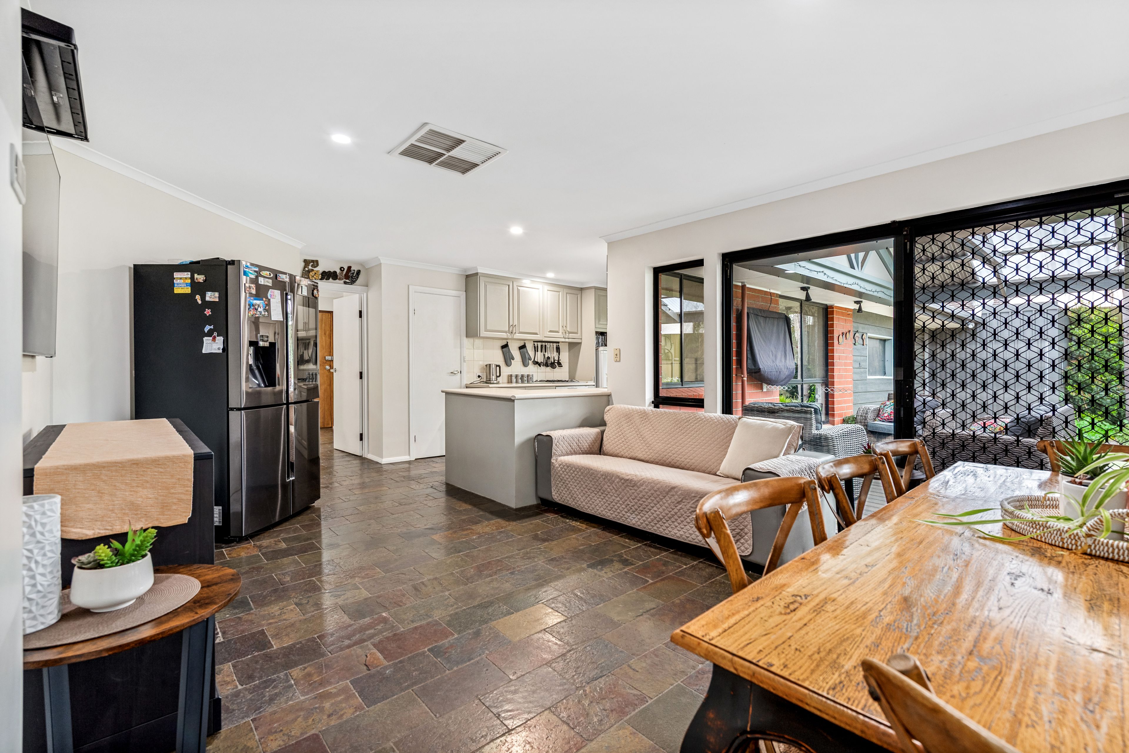 9 Salerno Court — photo 11 of 26