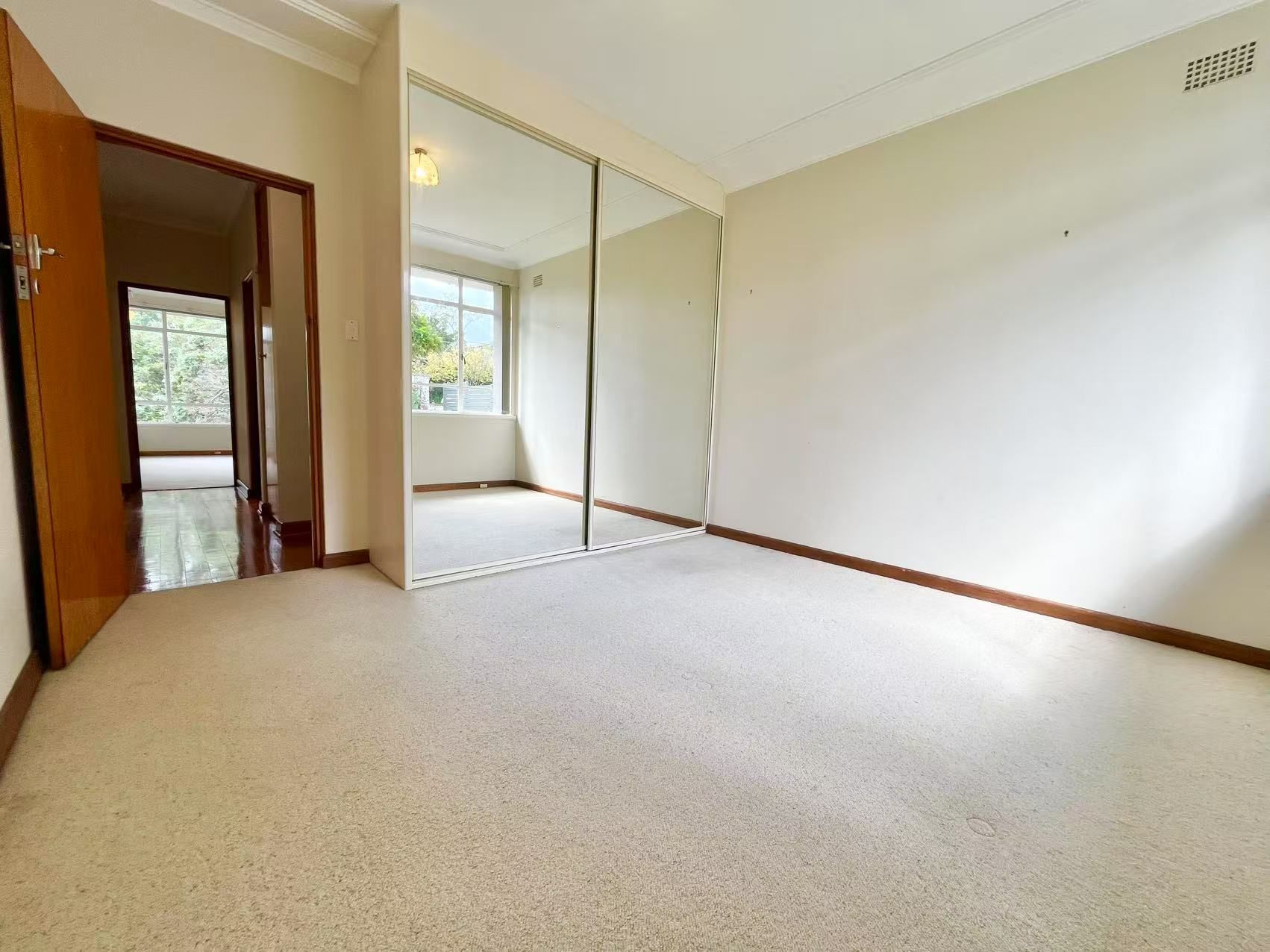 27 Allambie Avenue, East Lindfield, NSW 2070
