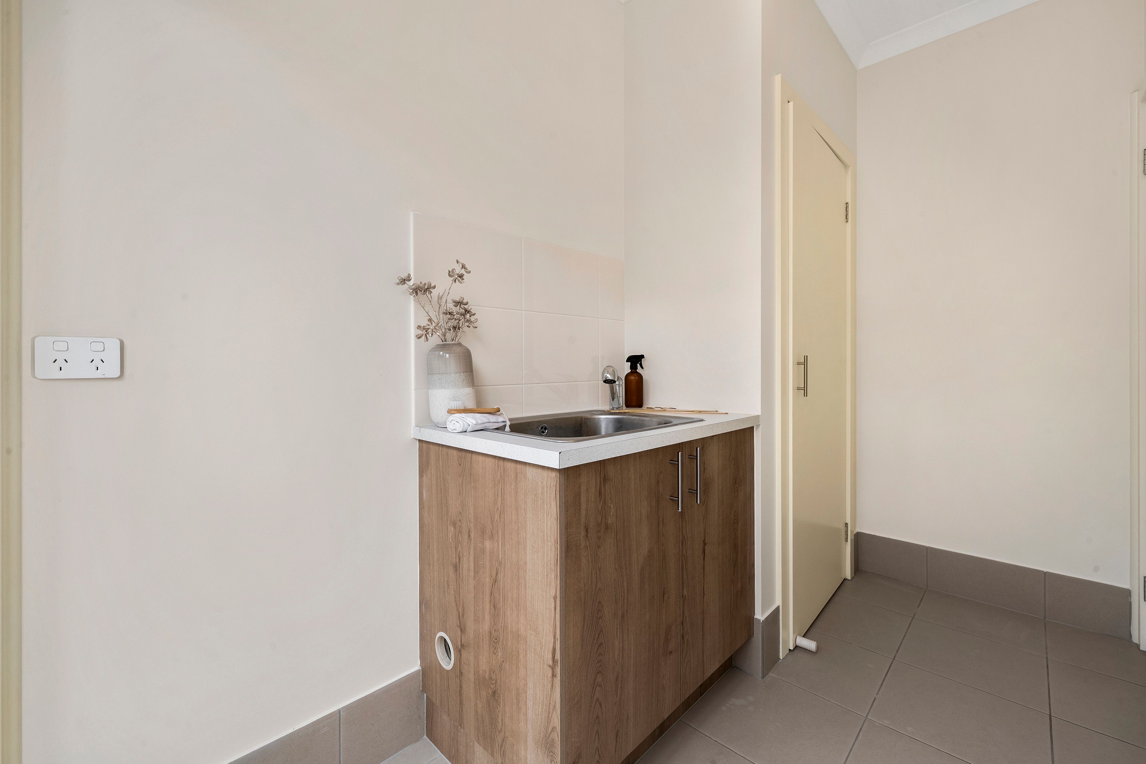 6 Leo Street — photo 22 of 26