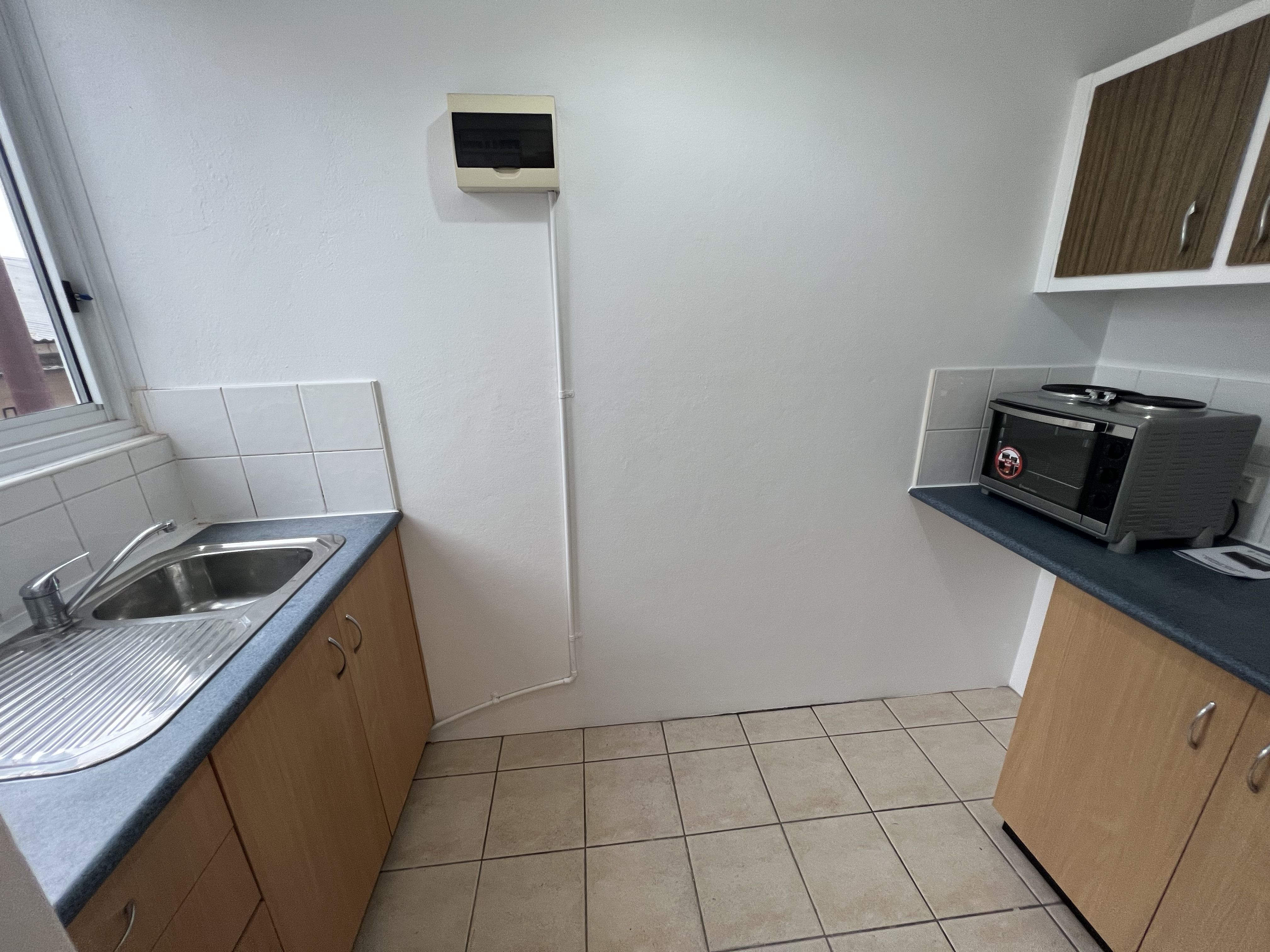 8/27 Fore Street, Canterbury, NSW 2193