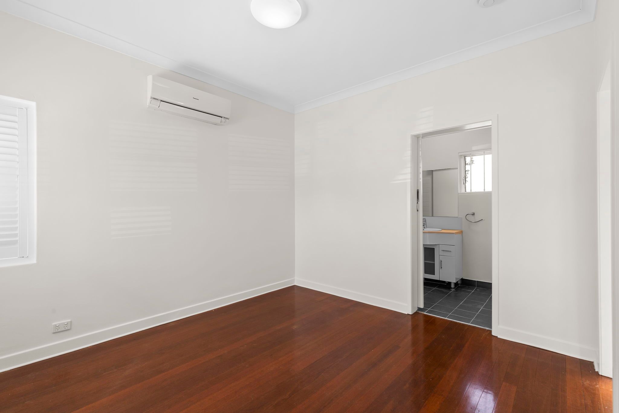 41 Percival Terrace — photo 5 of 8
