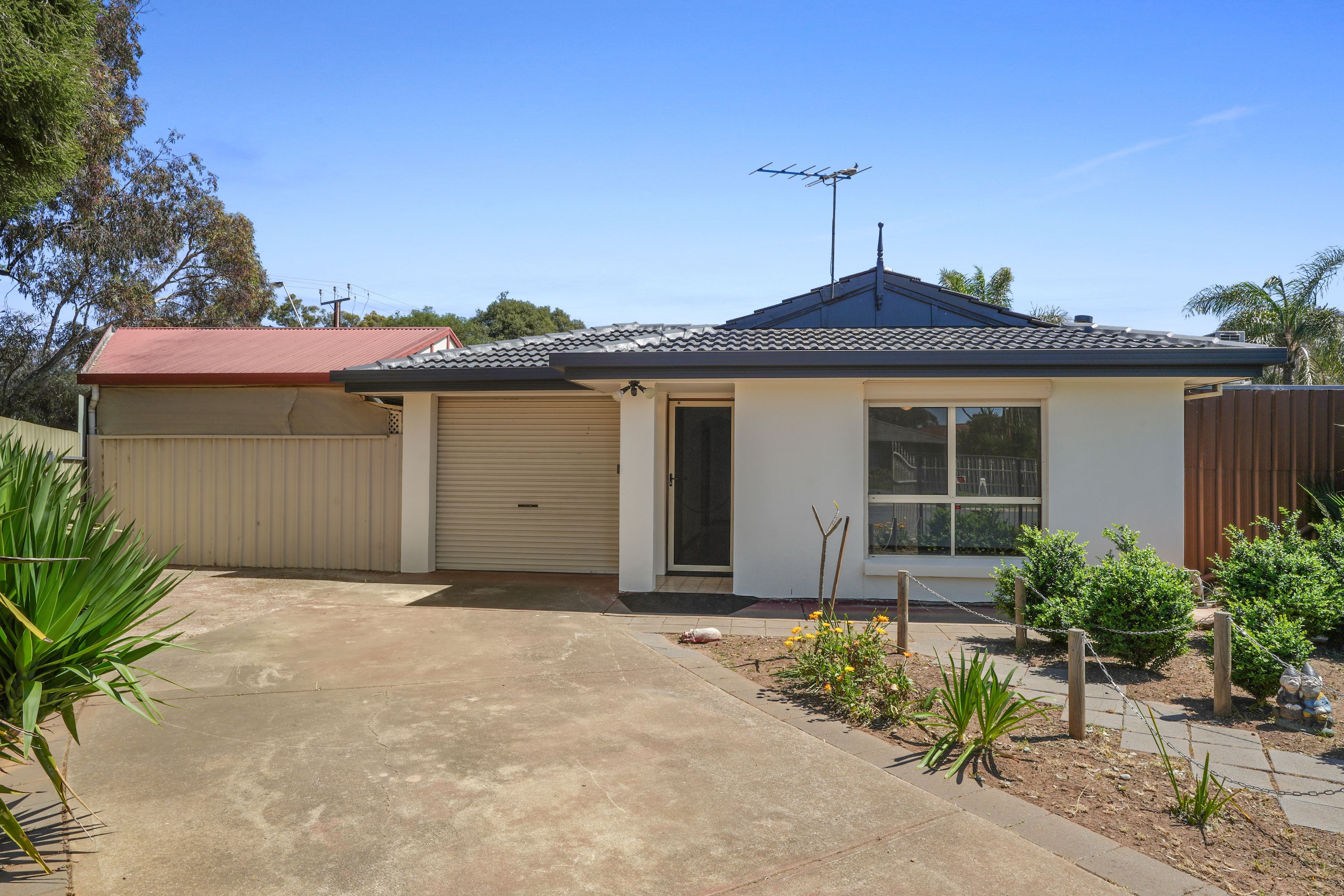 33 Mcvann Avenue — photo from Ray White Gawler East