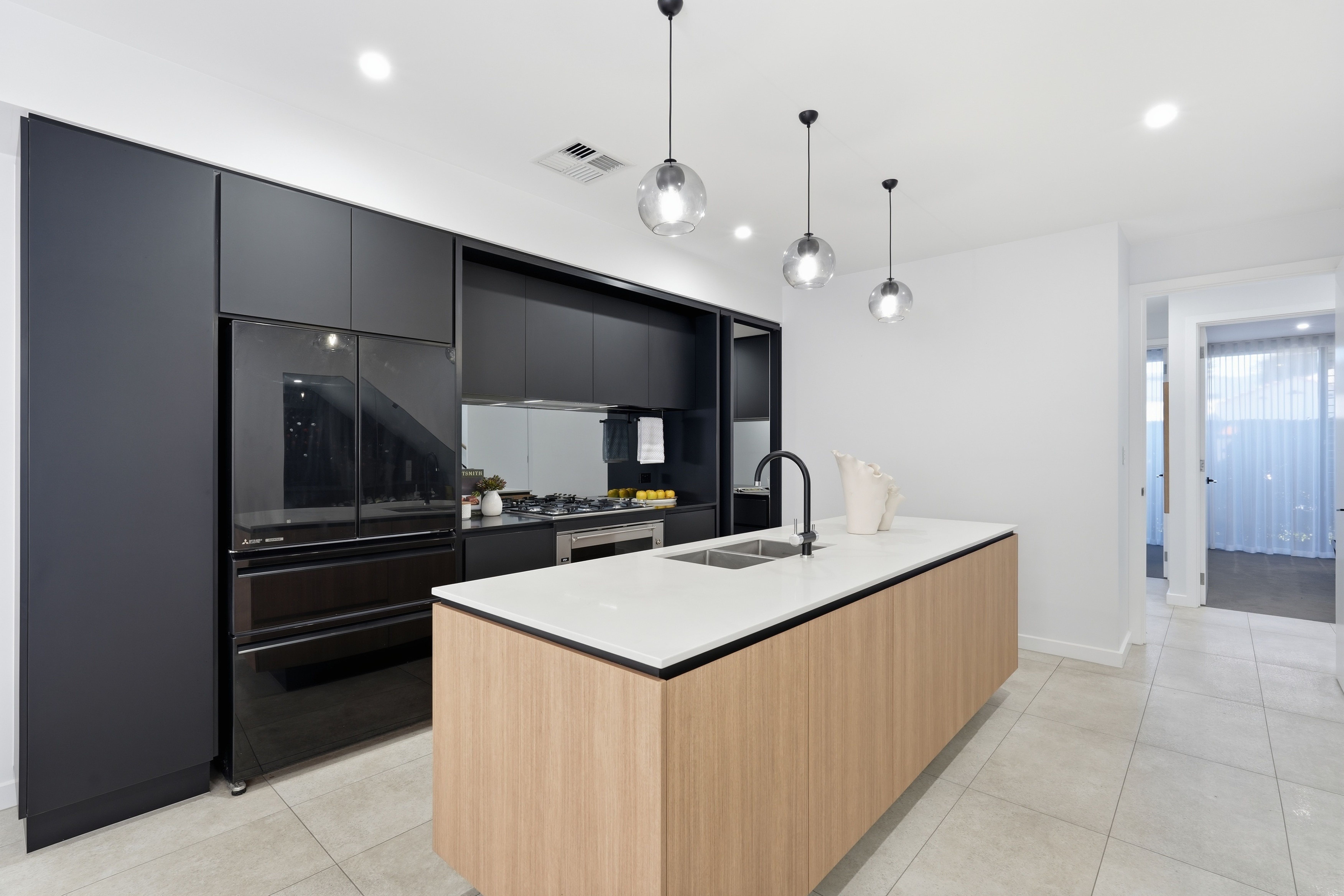 4 Charles Sturt Avenue — photo 7 of 30
