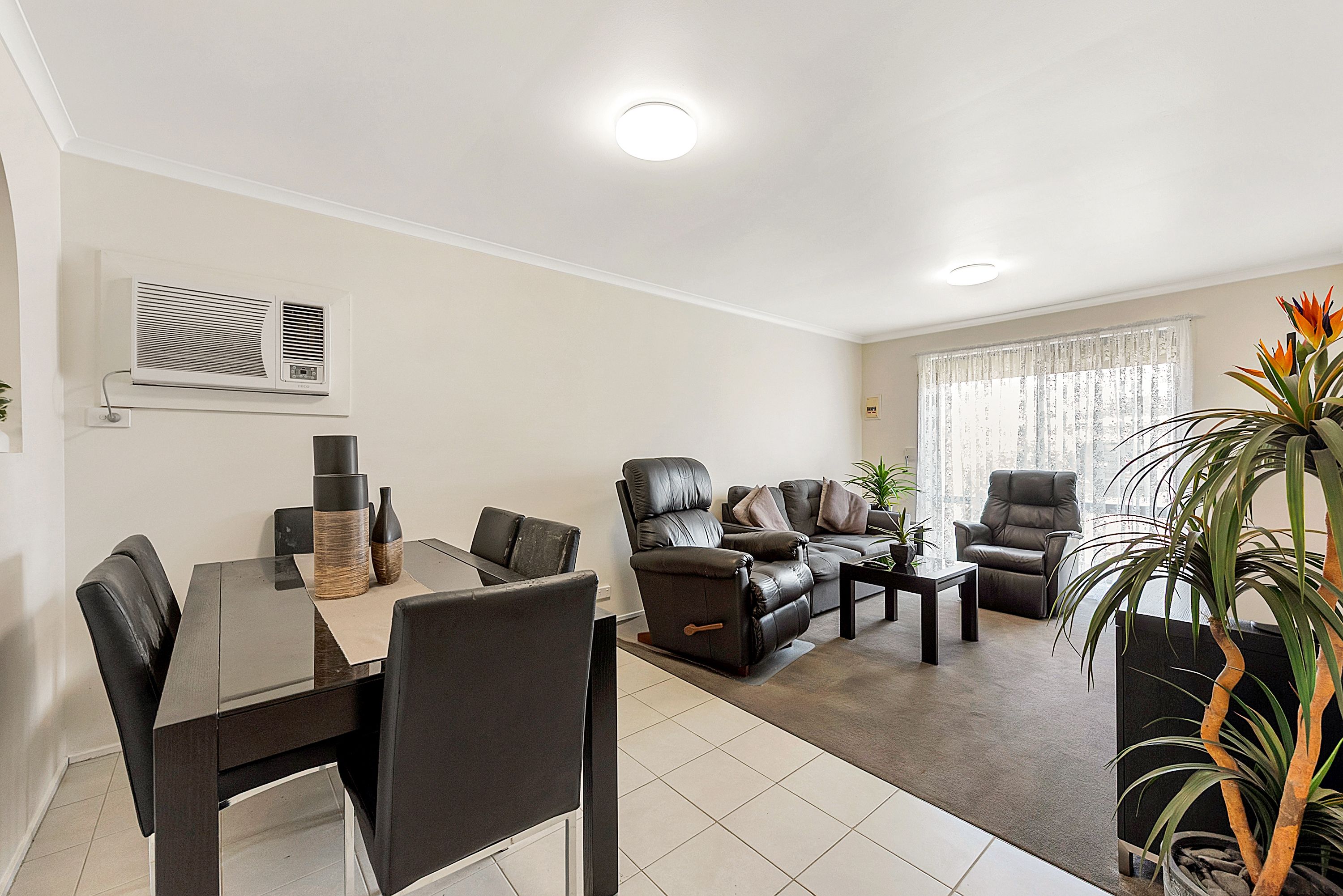 3/4-6 Clapton Drive — photo 3 of 11