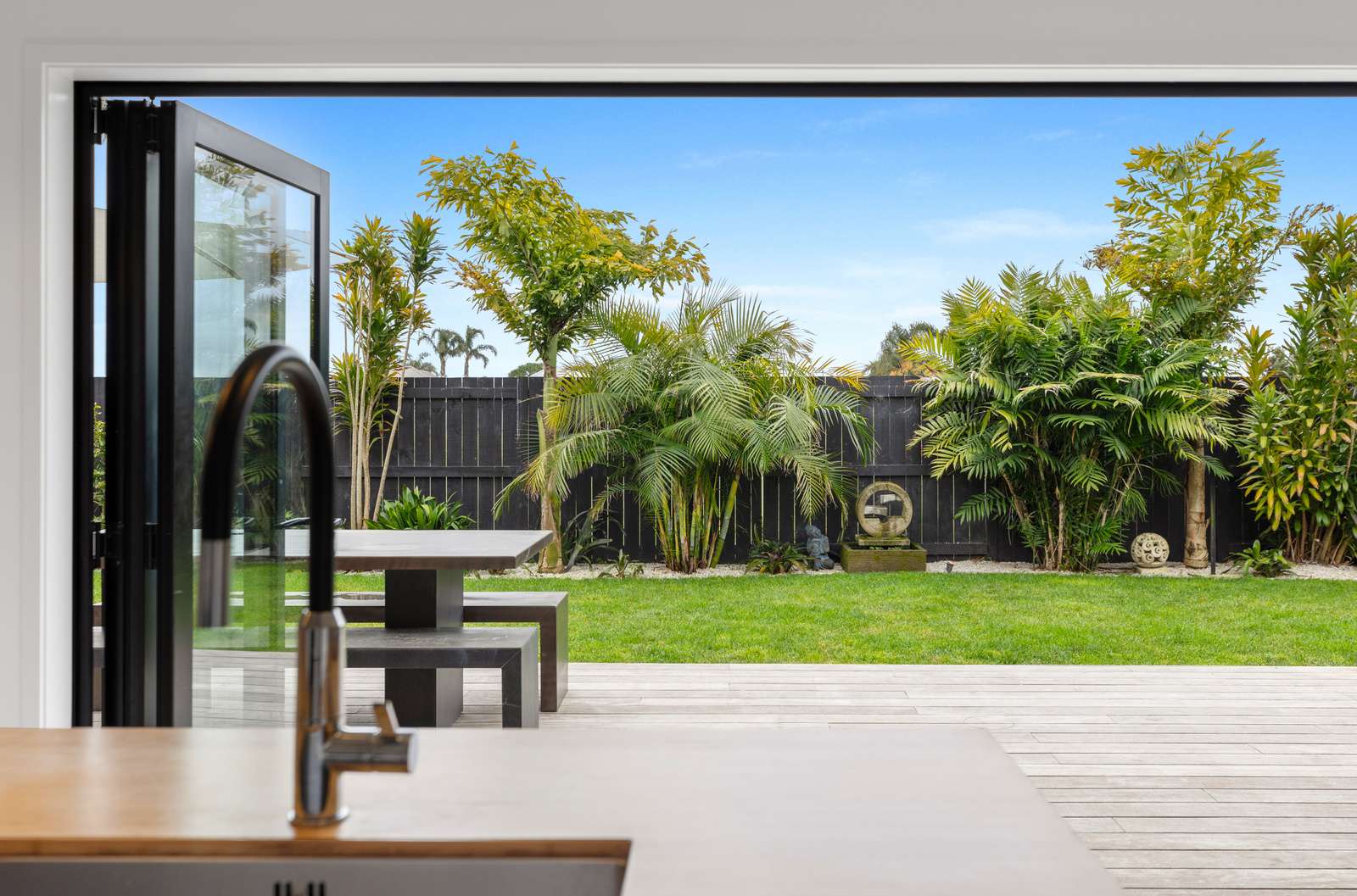 8 Senecio Way photo 6