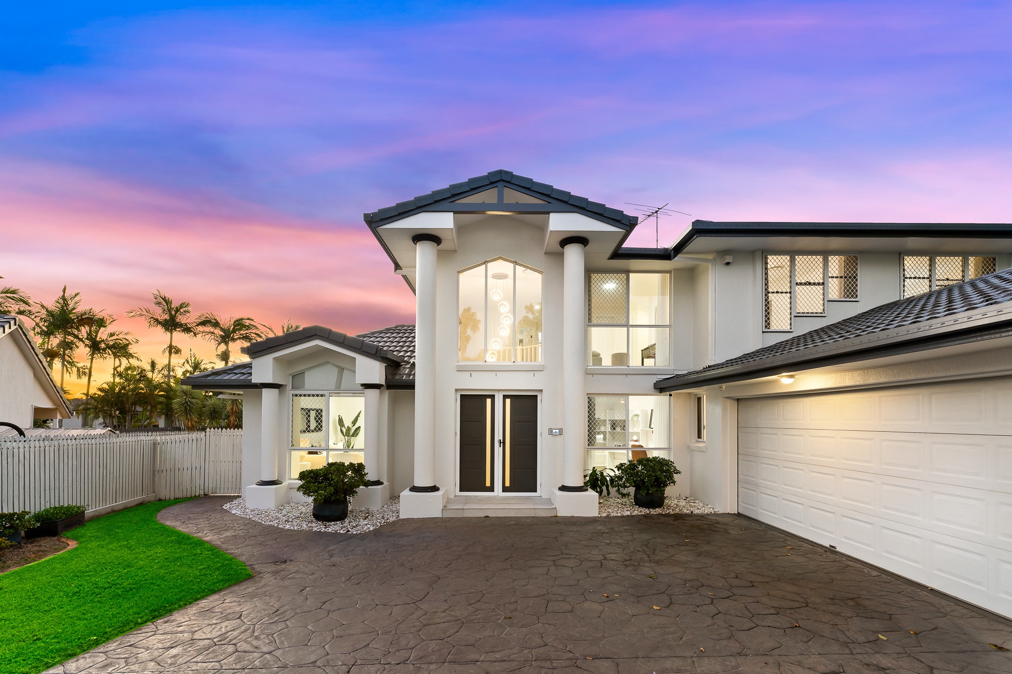 3 Chelsea Court, Carindale, QLD 4152