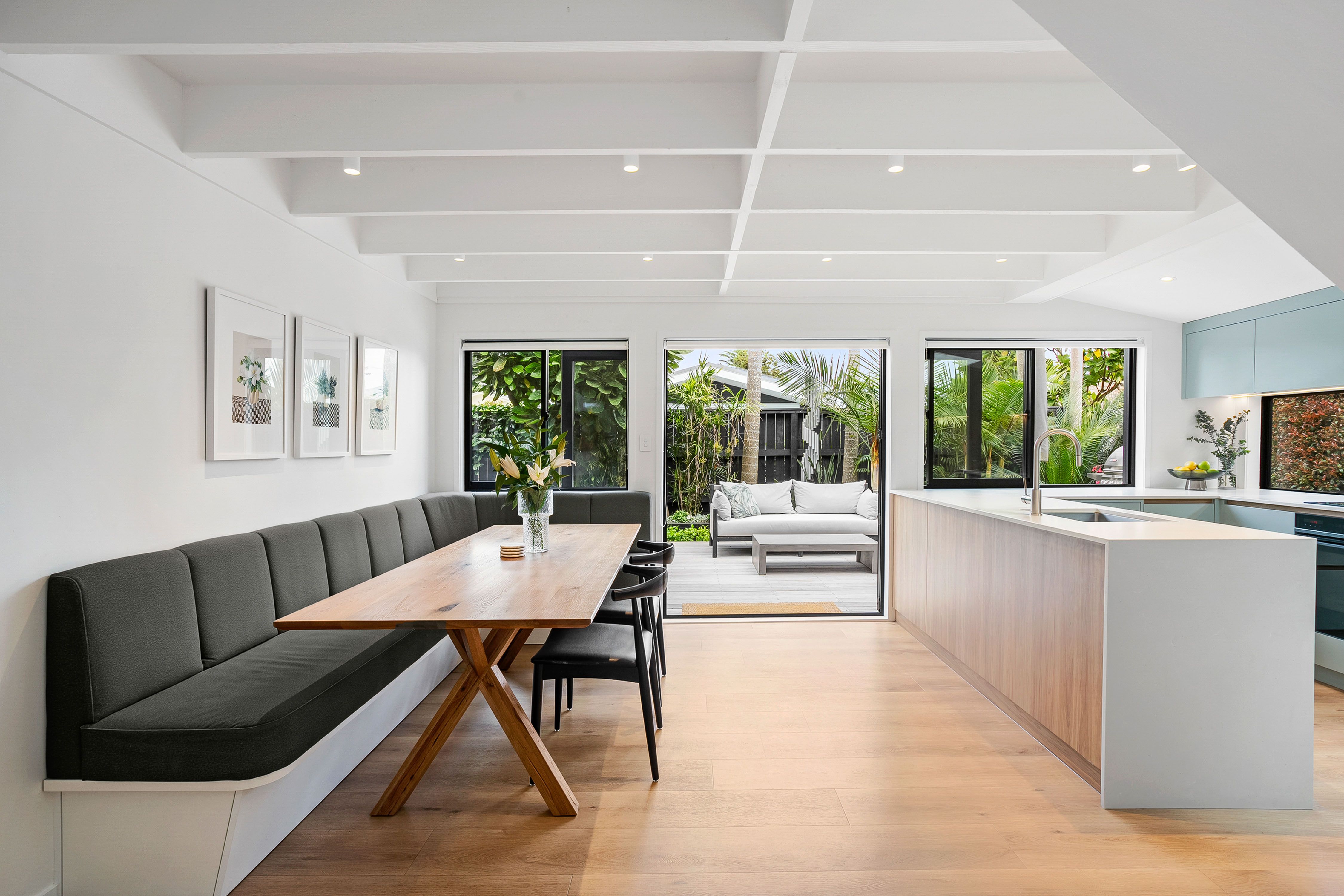 2/220 Point Chevalier Road, Point Chevalier, Auckland City