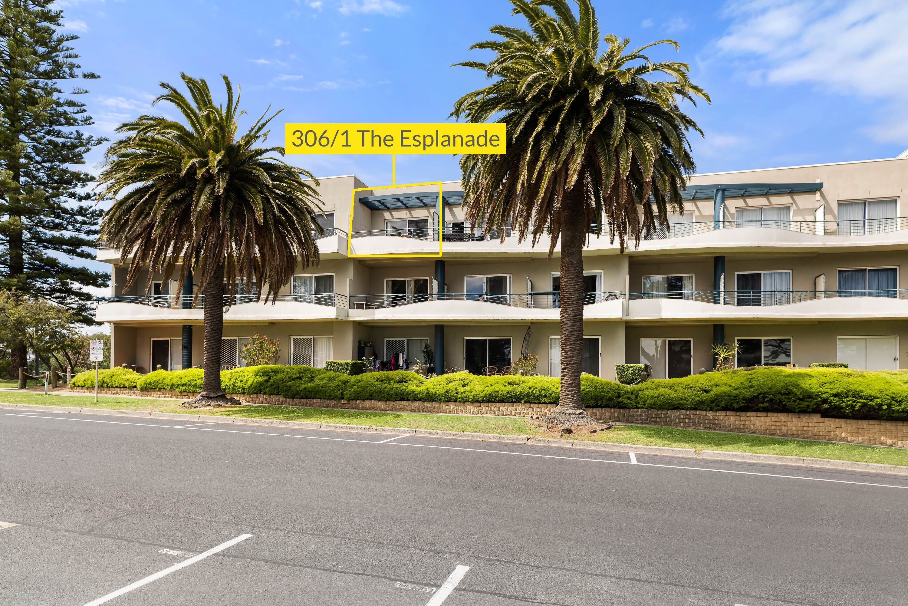 1 The Esplanade, Cowes VIC 3922
