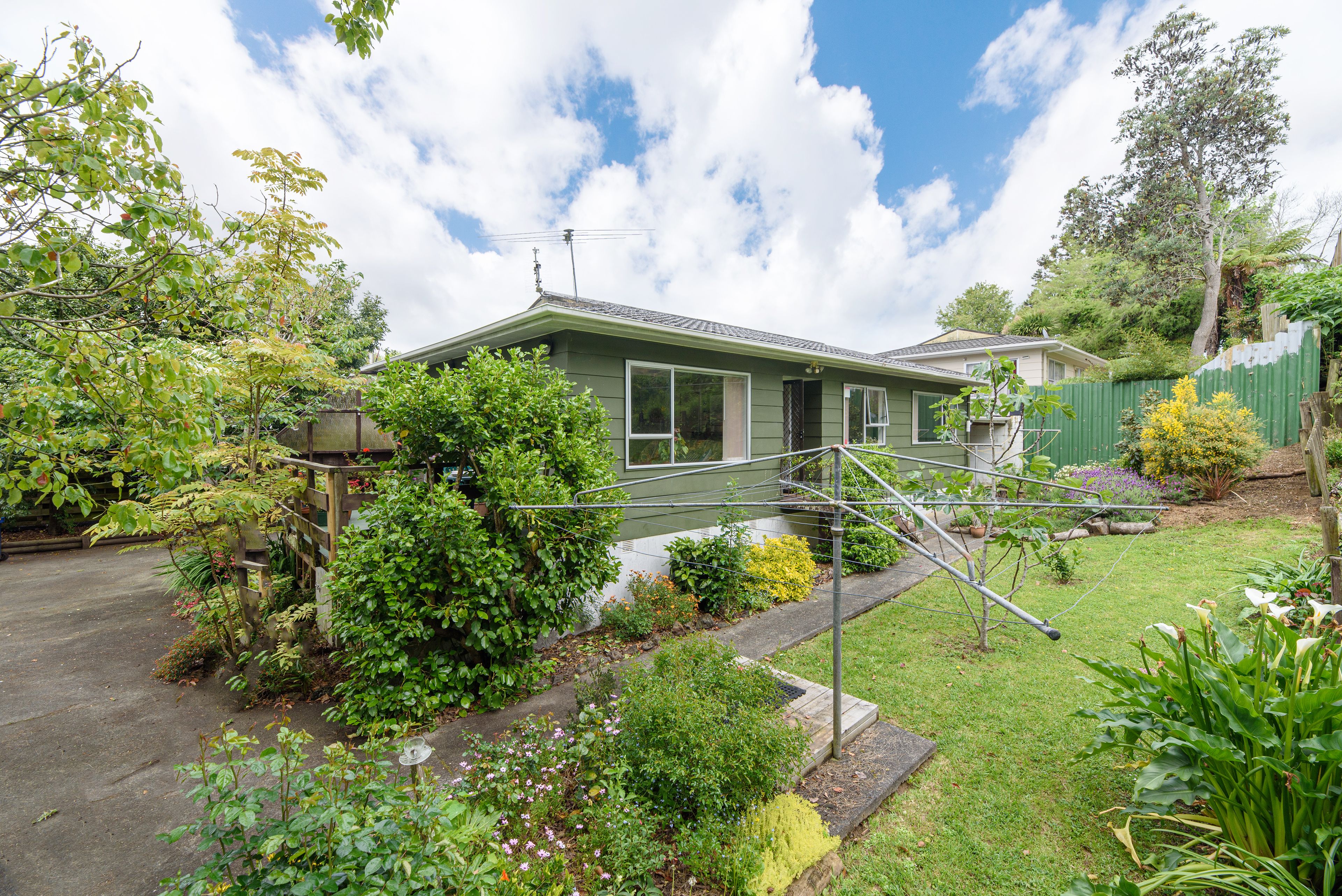 2/41 Don Buck Road, Massey, Waitakere City