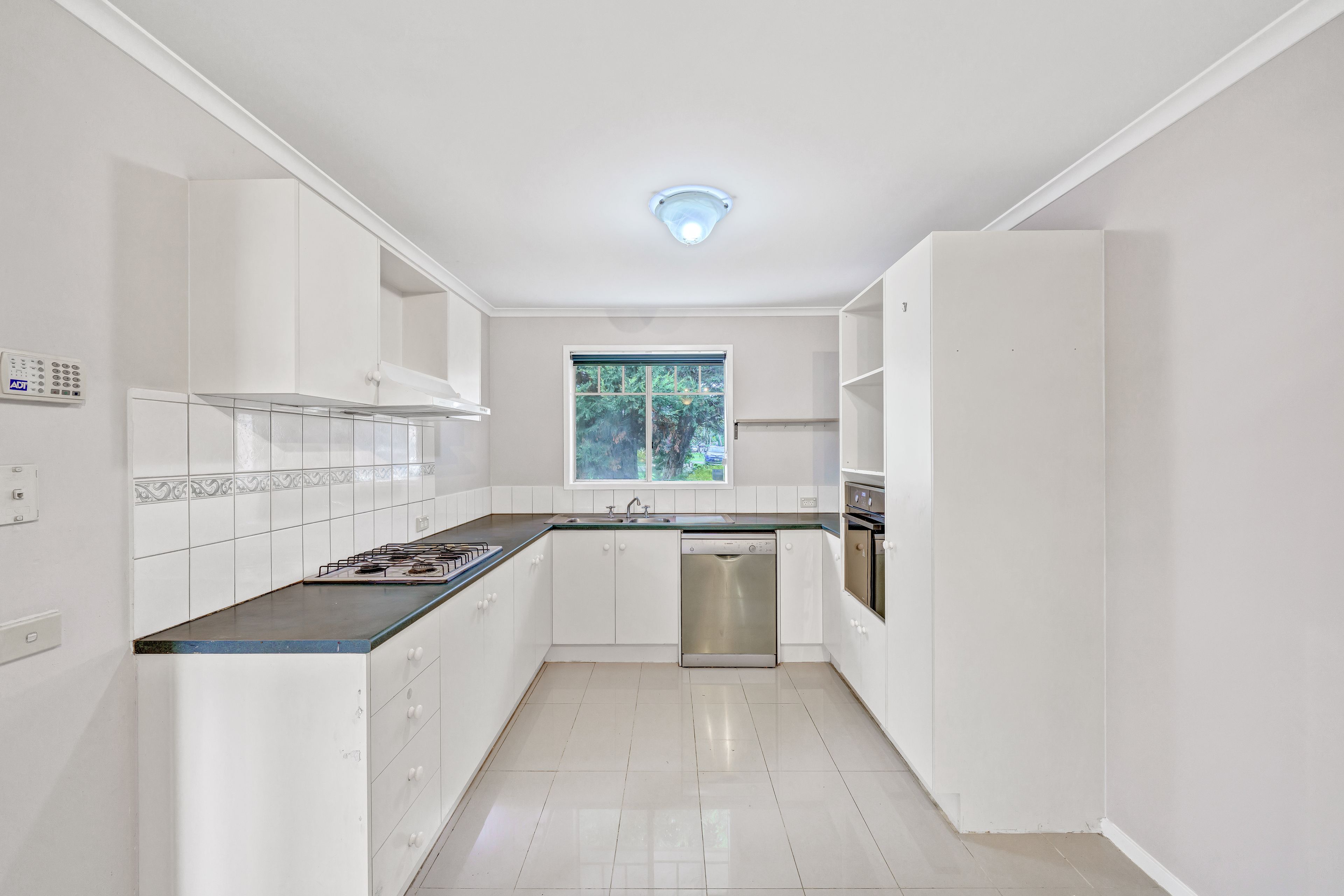 18 Friendship Close, Cranbourne West, VIC 3977