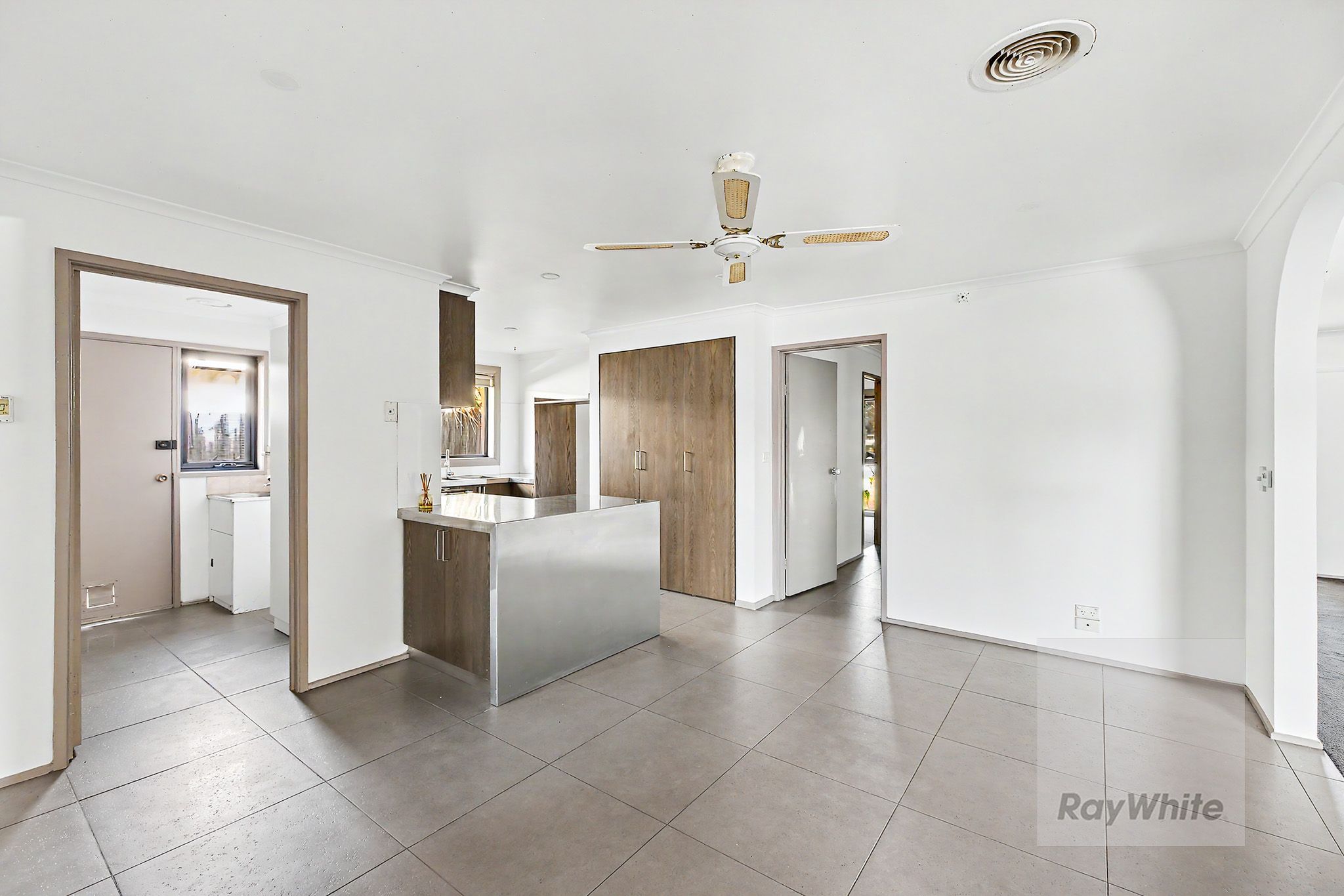 8 Monterey Court, Mill Park, VIC 3082