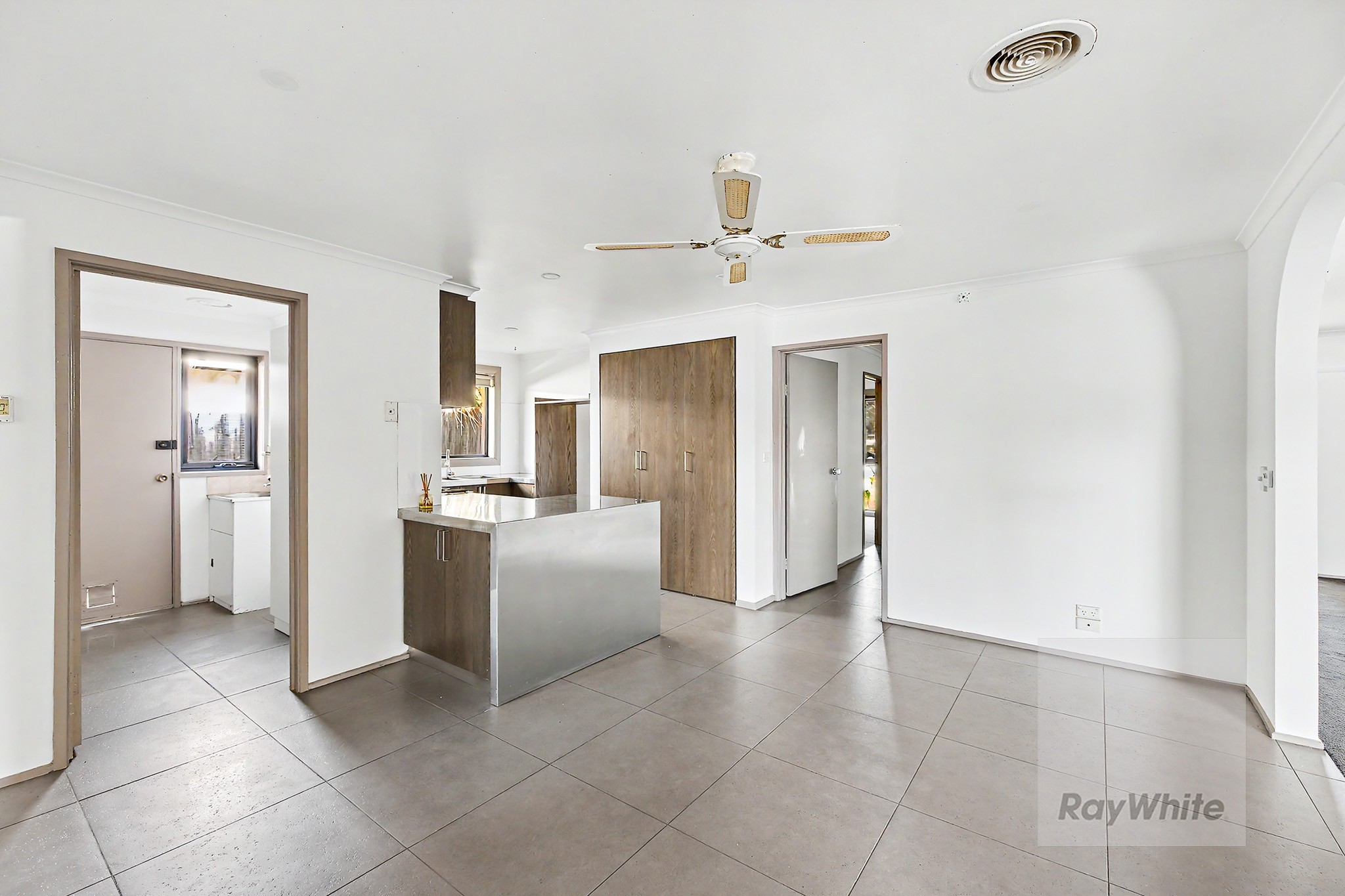 8 Monterey Court, Mill Park, VIC 3082