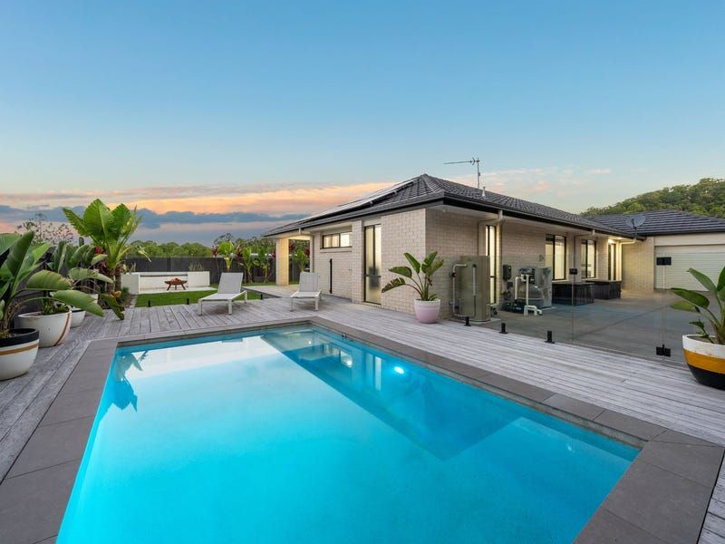 48 Hoop Pine Circuit, Maudsland, QLD 4210