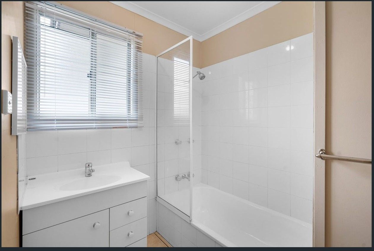 21 Romilda Street — photo 7 of 10