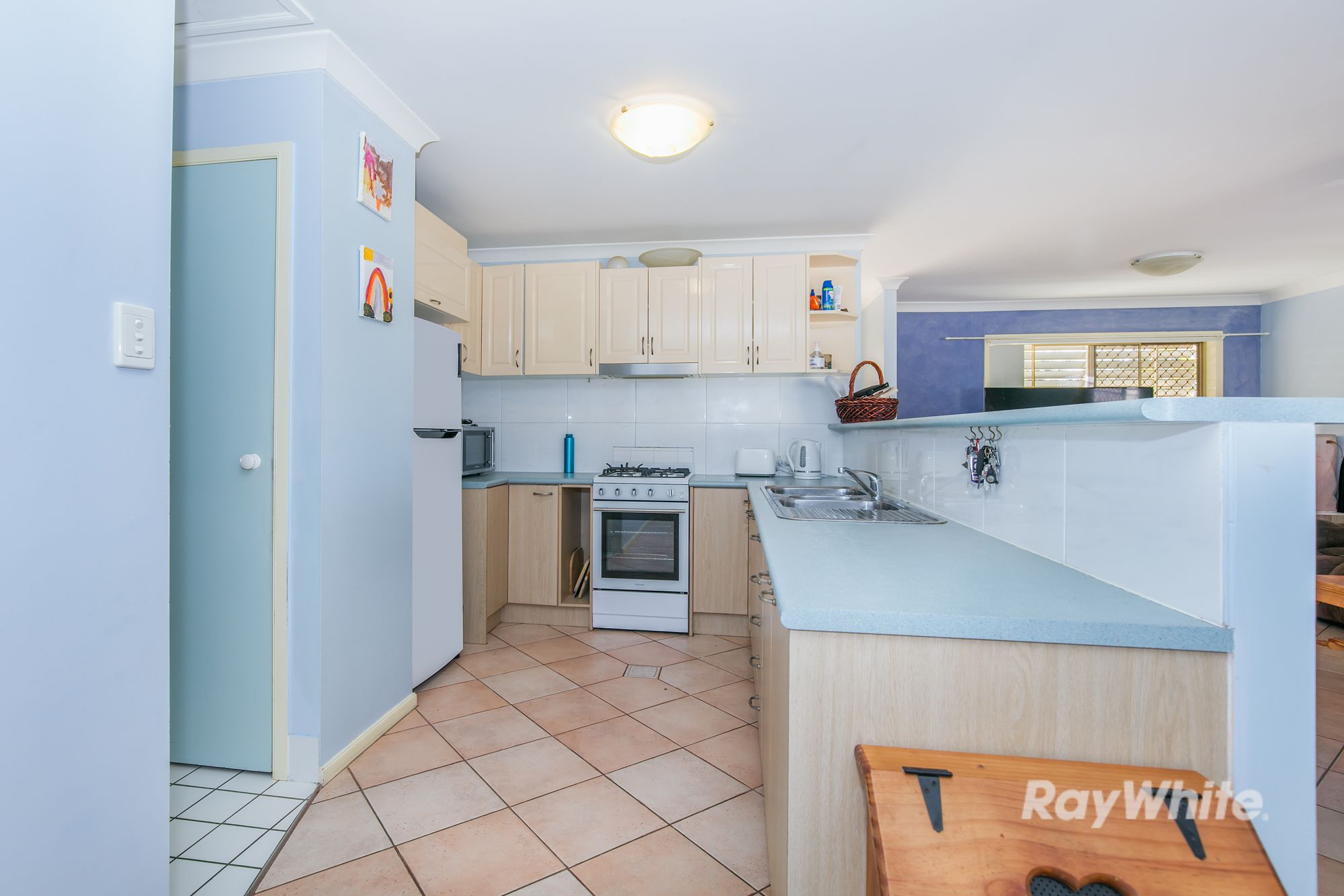 18 Calder Court, Crestmead, QLD 4132