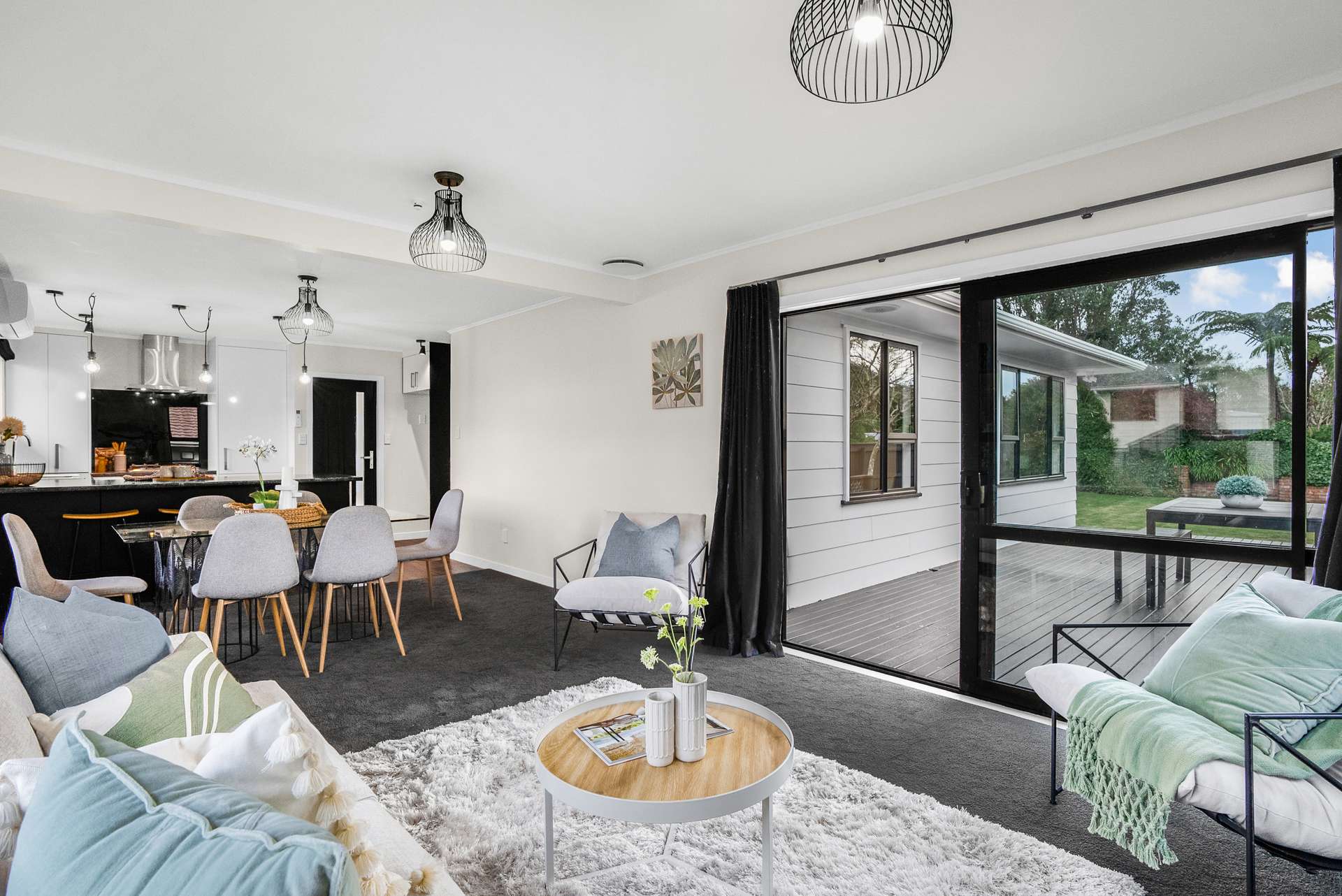 8 Drummond Crescent photo 3