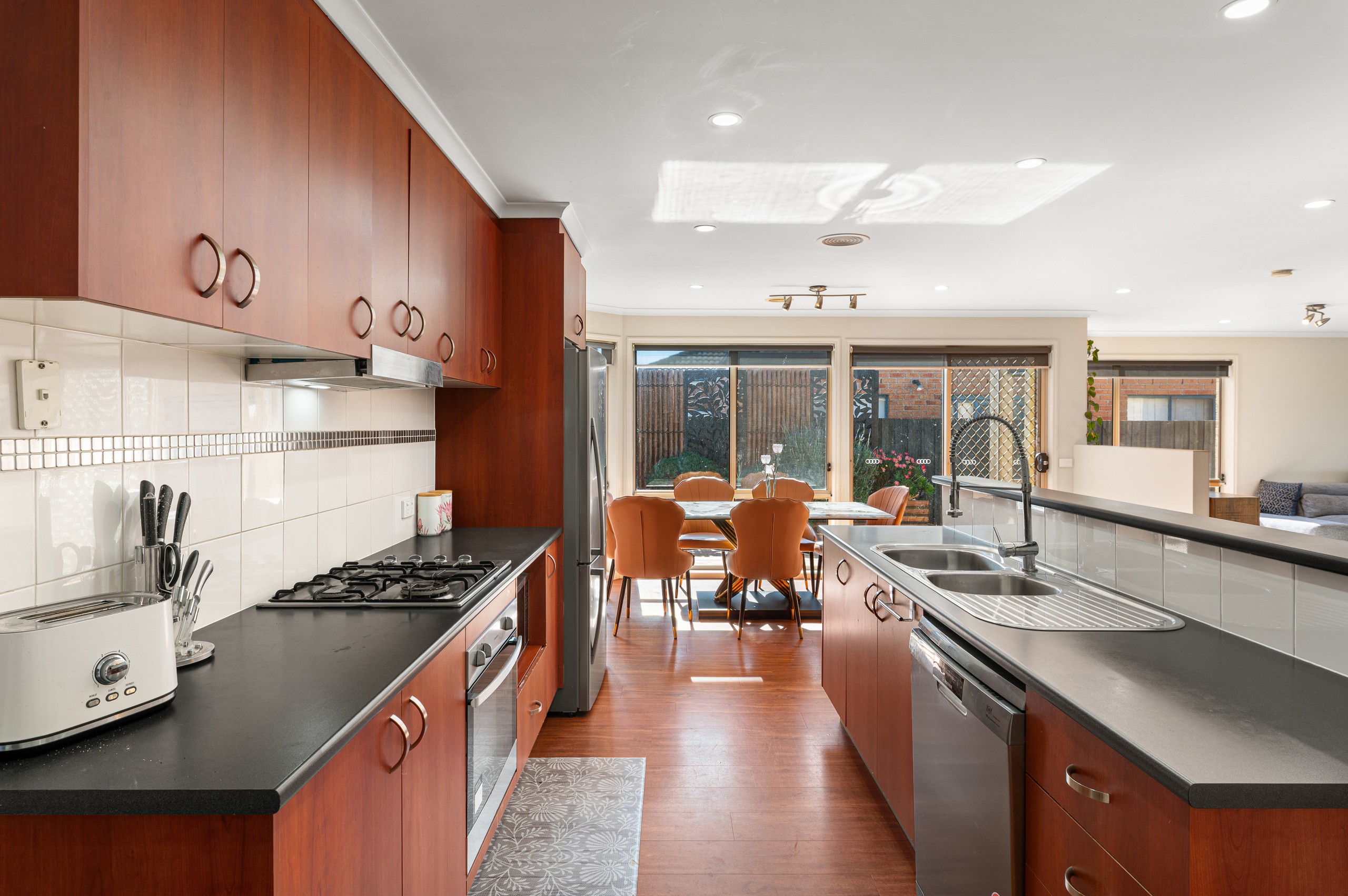 34 Lamour Avenue, South Morang, VIC 3752