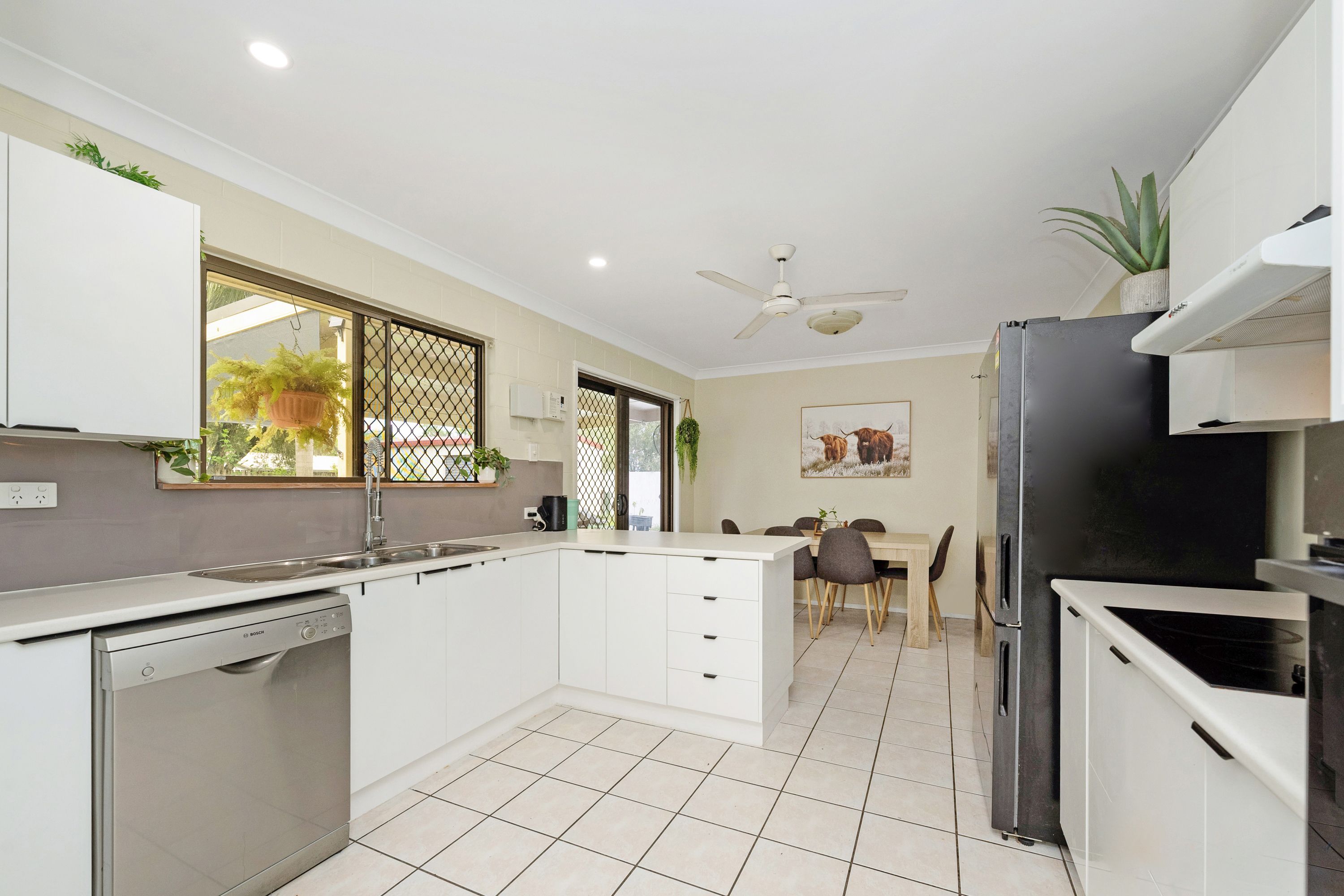 31 Frank Street, Kirwan, QLD 4817