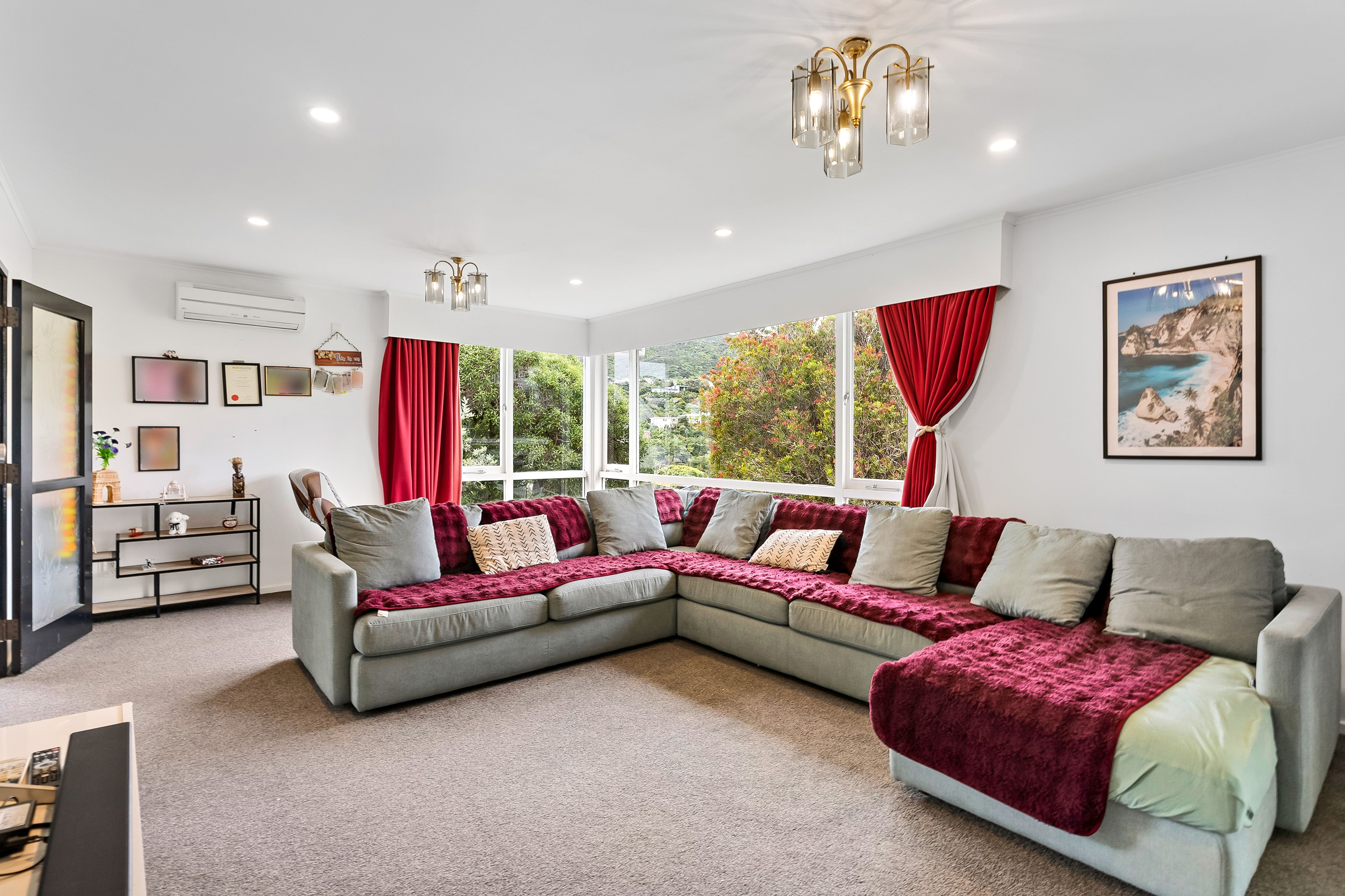 10 Woodhouse Avenue, Karori, Wellington City