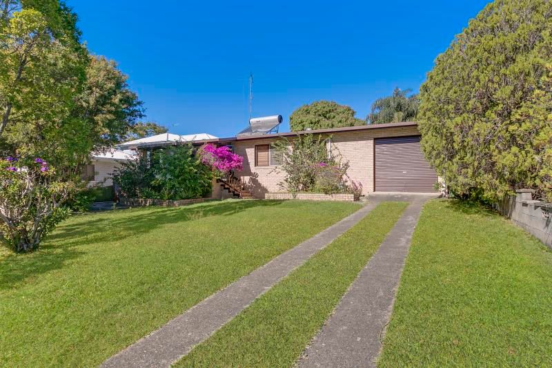 114 Eugaree Street, Southport, QLD 4215