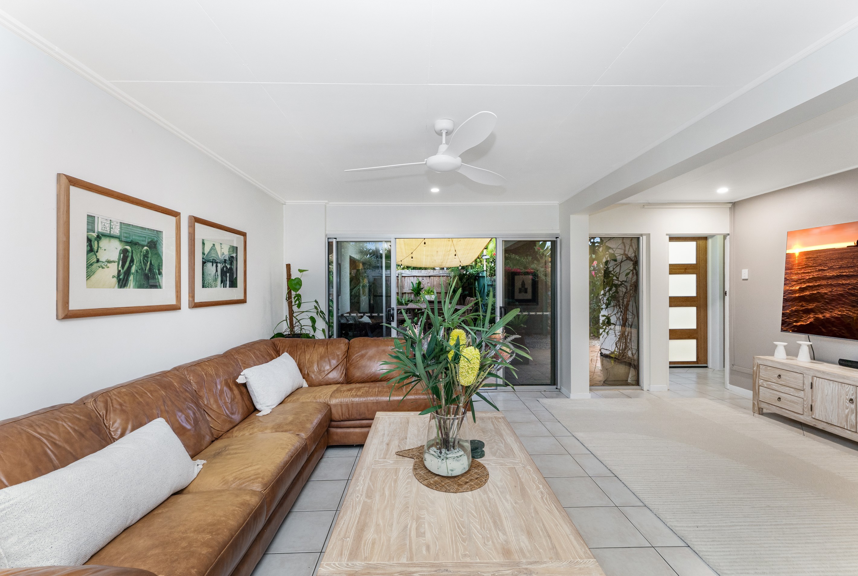 1 Nowland Avenue, Cranbrook, QLD 4814
