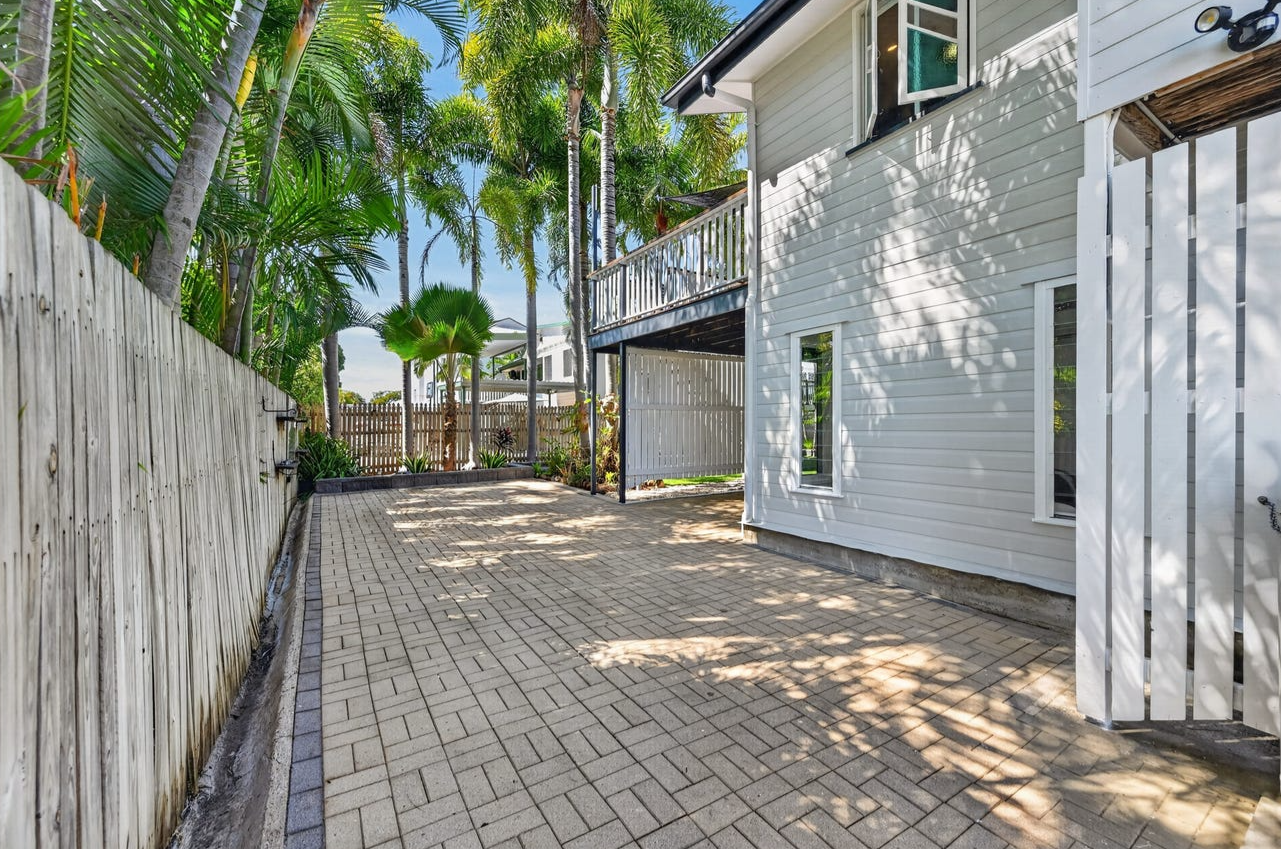 1/9a Anderson Street — photo 10 of 11